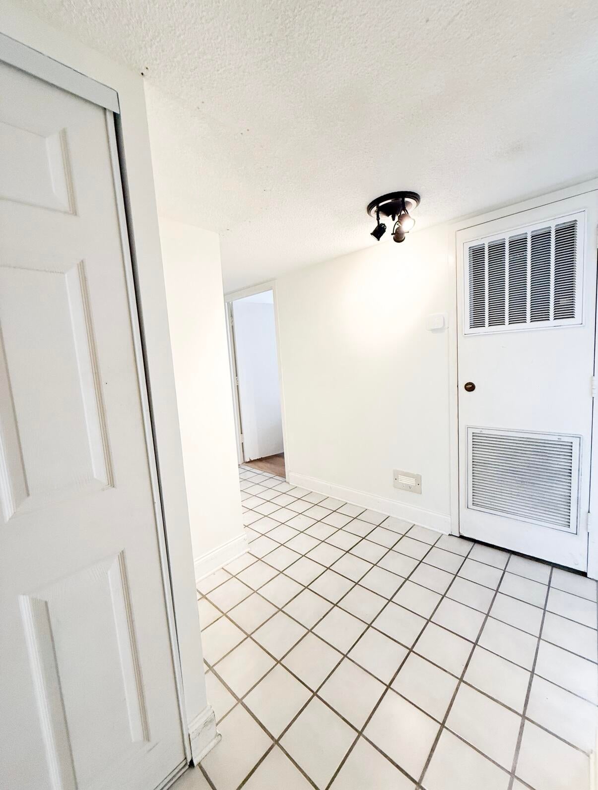 3312 Northside Drive 202 — photo