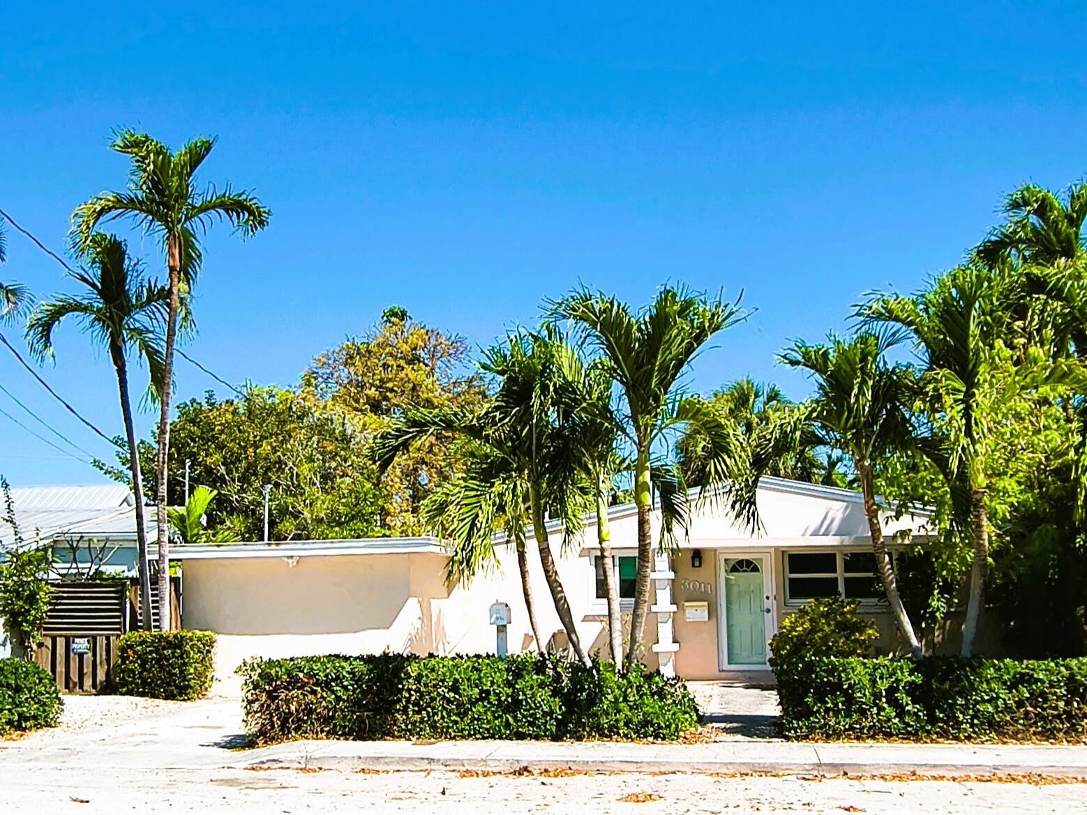 3011 Riviera Drive — photo