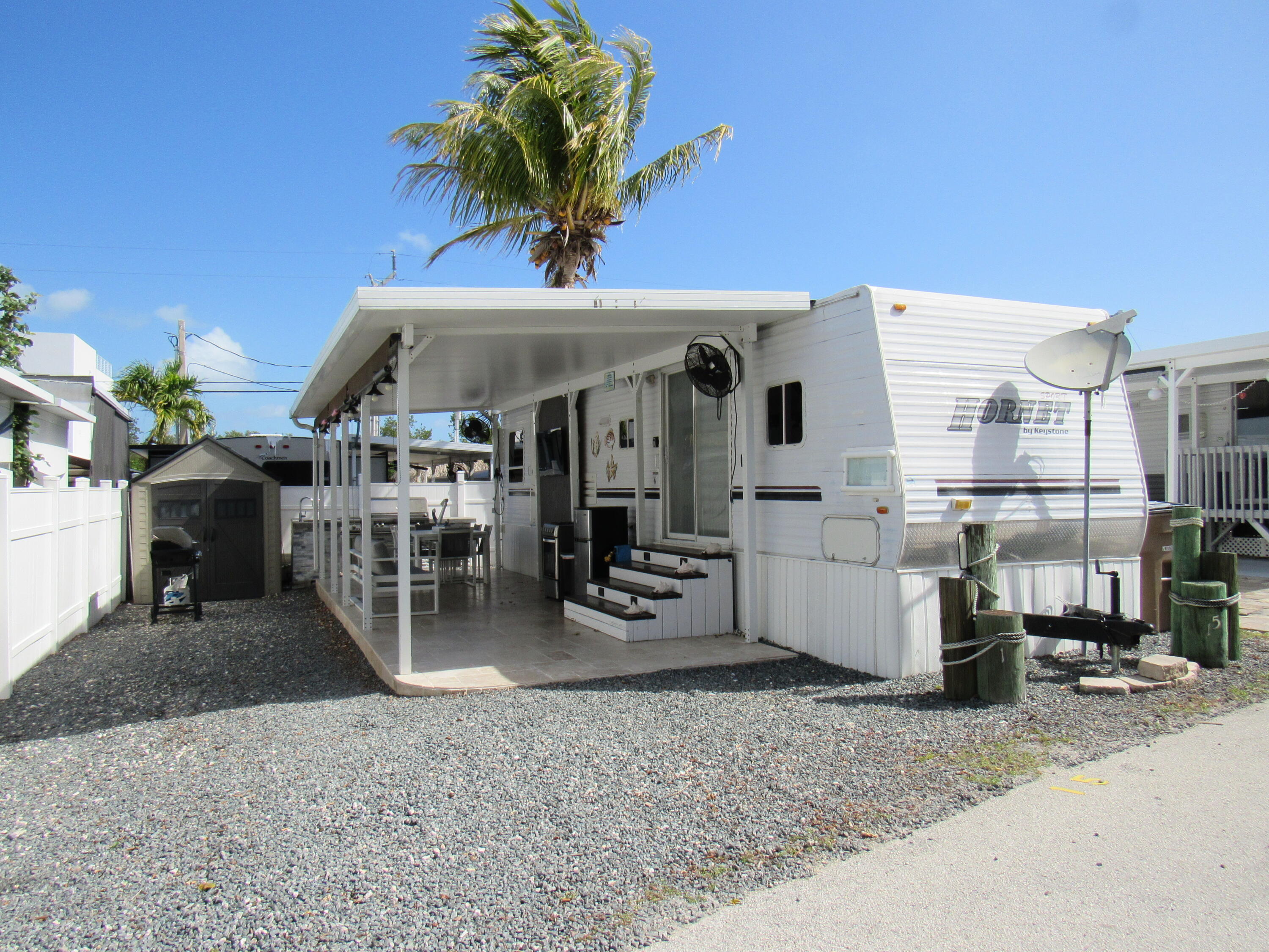 325 Calusa Street # 15 — photo