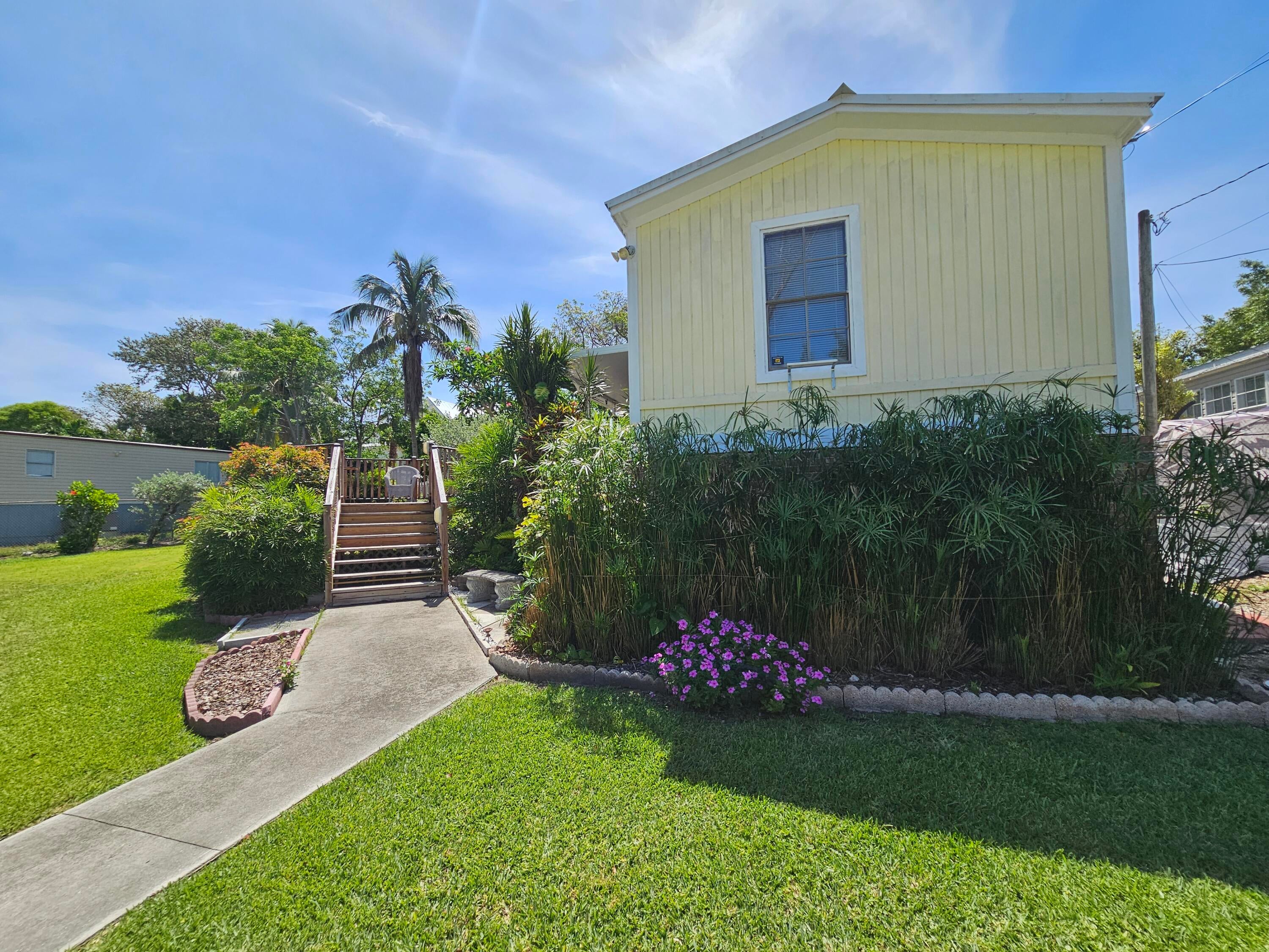 917 Plantation Road — photo