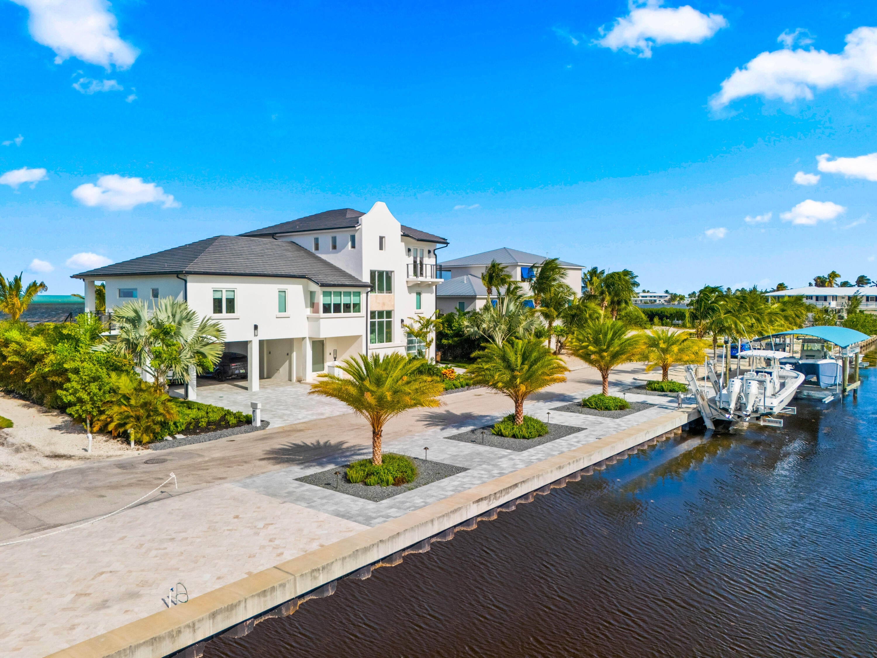 128 Sunrise Drive — photo