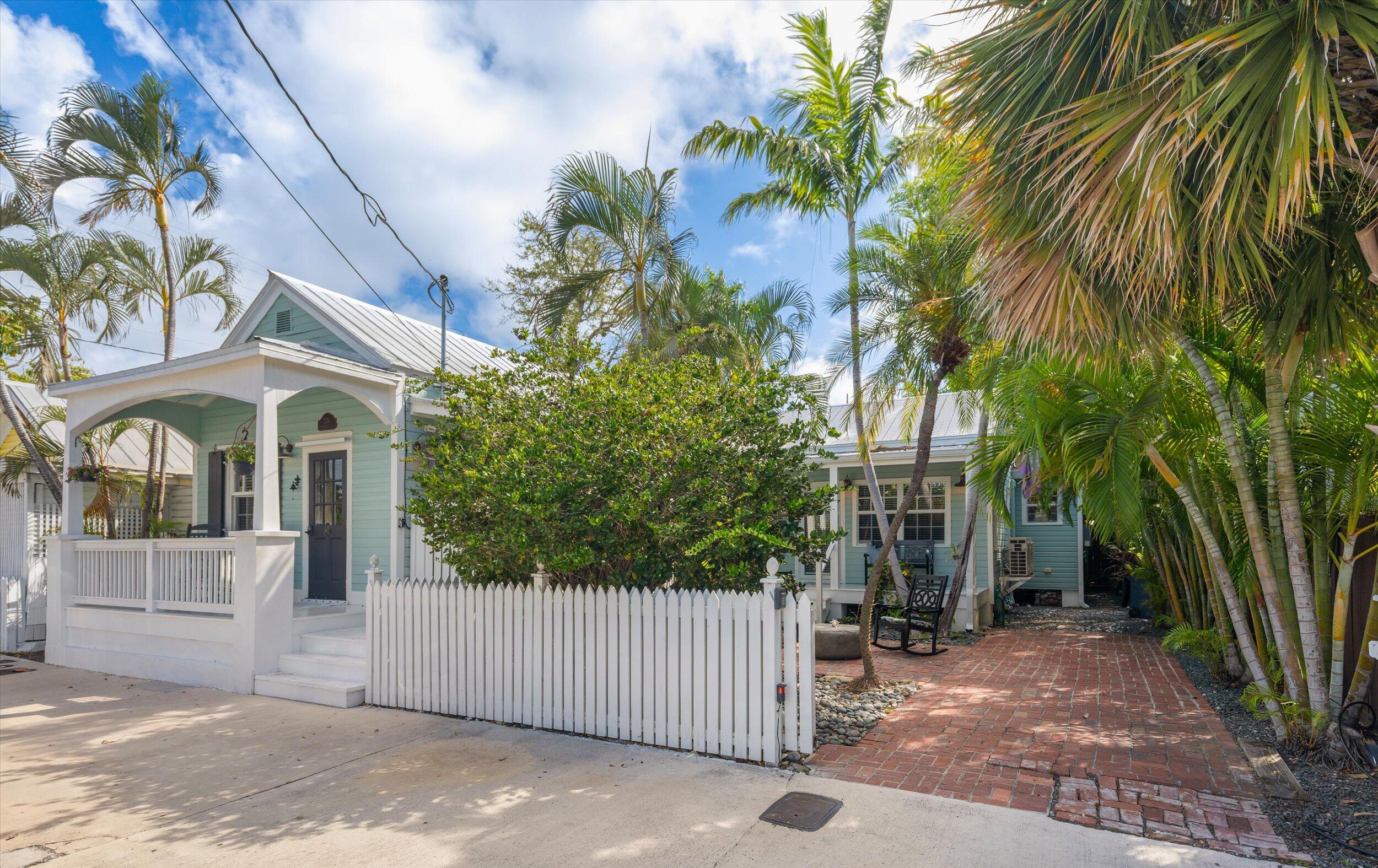 1119 Whitehead Street — photo