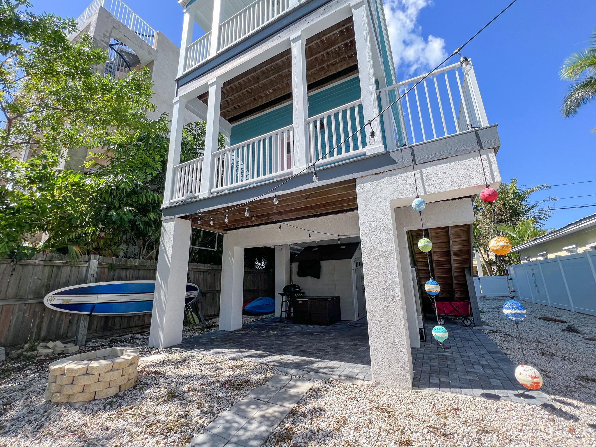 37 Palm Drive — photo