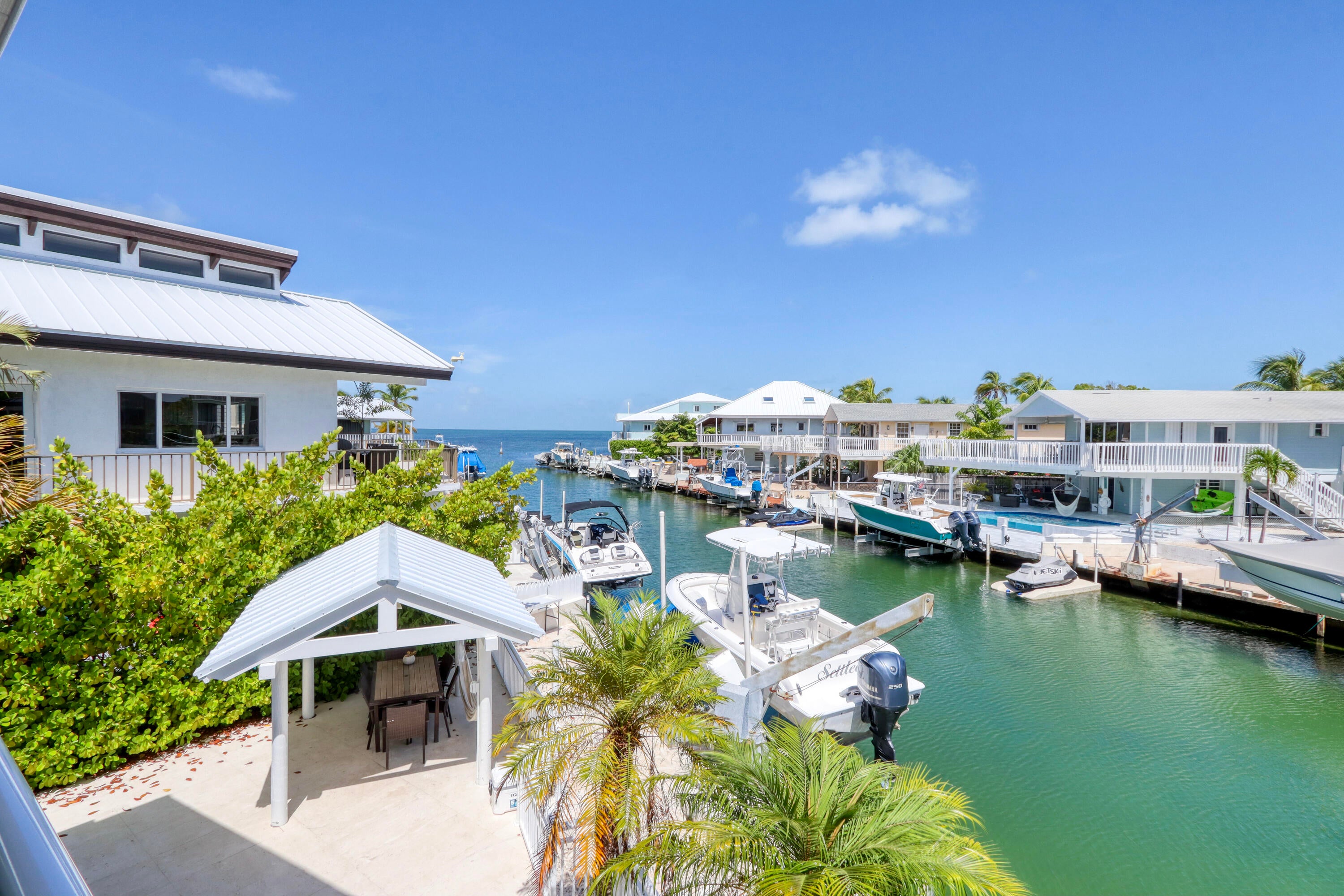 214 Aberdeen Court — photo
