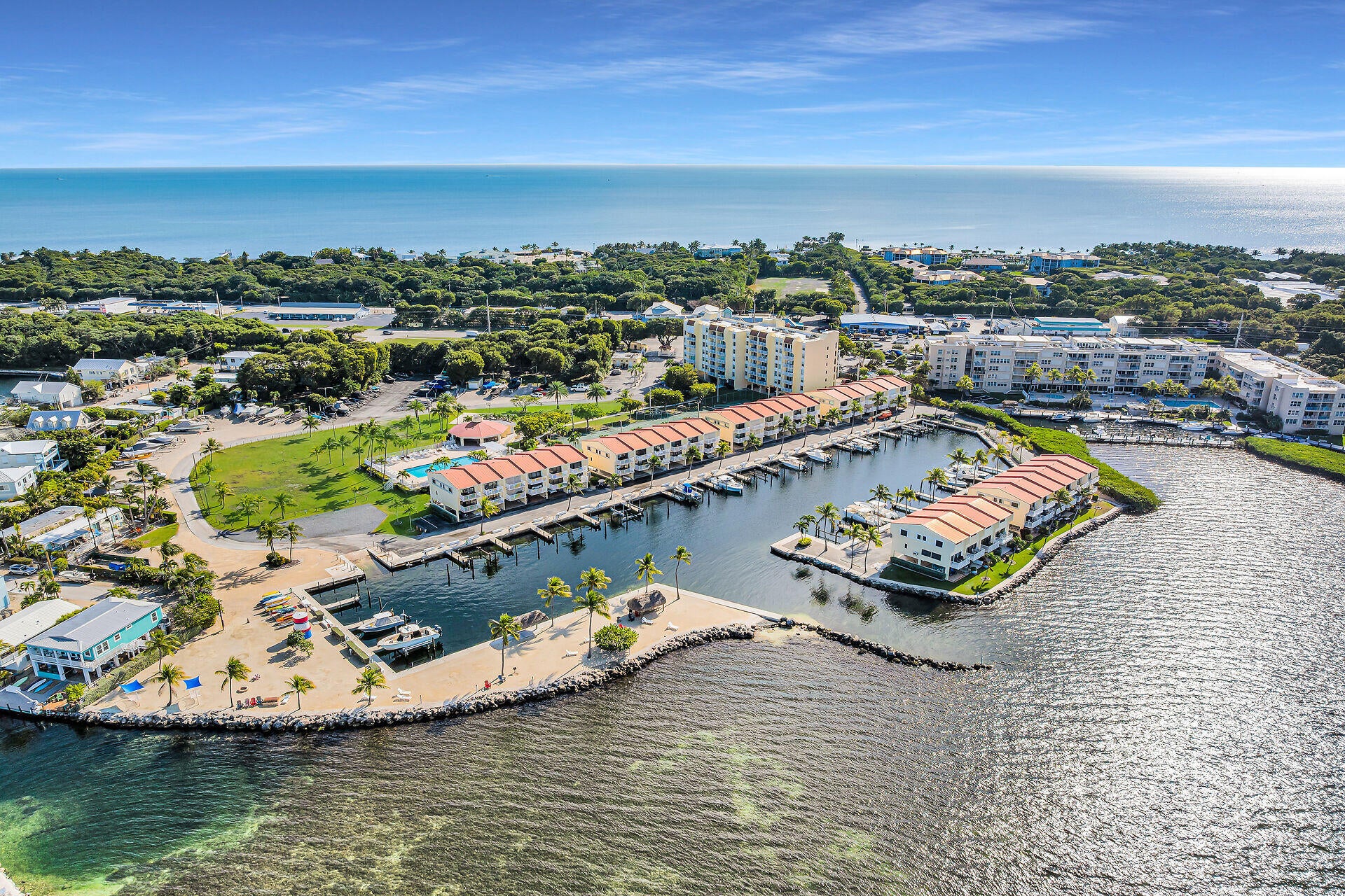 88540 Overseas Highway Apt 304 — photo