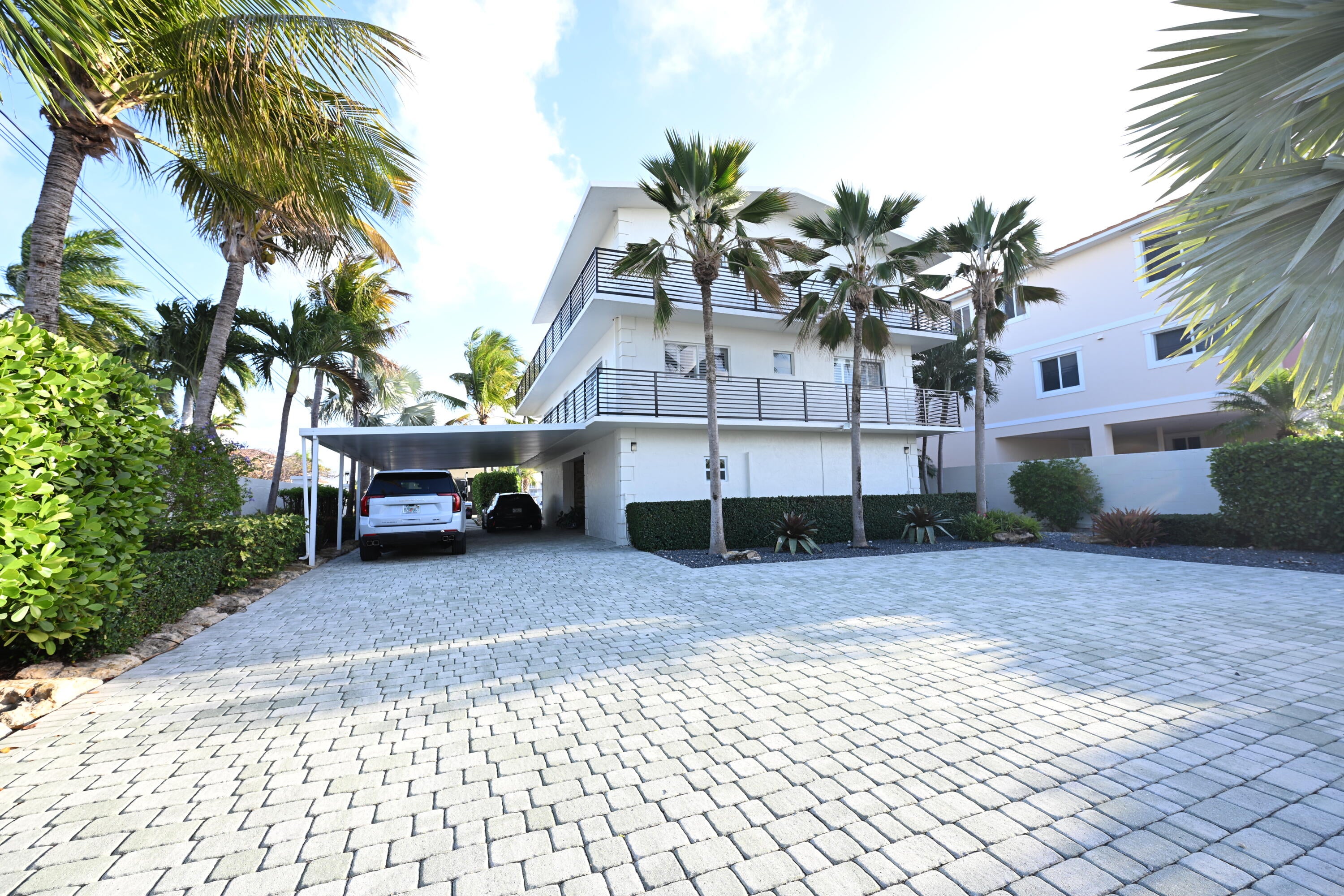 186 Atlantic Boulevard — photo