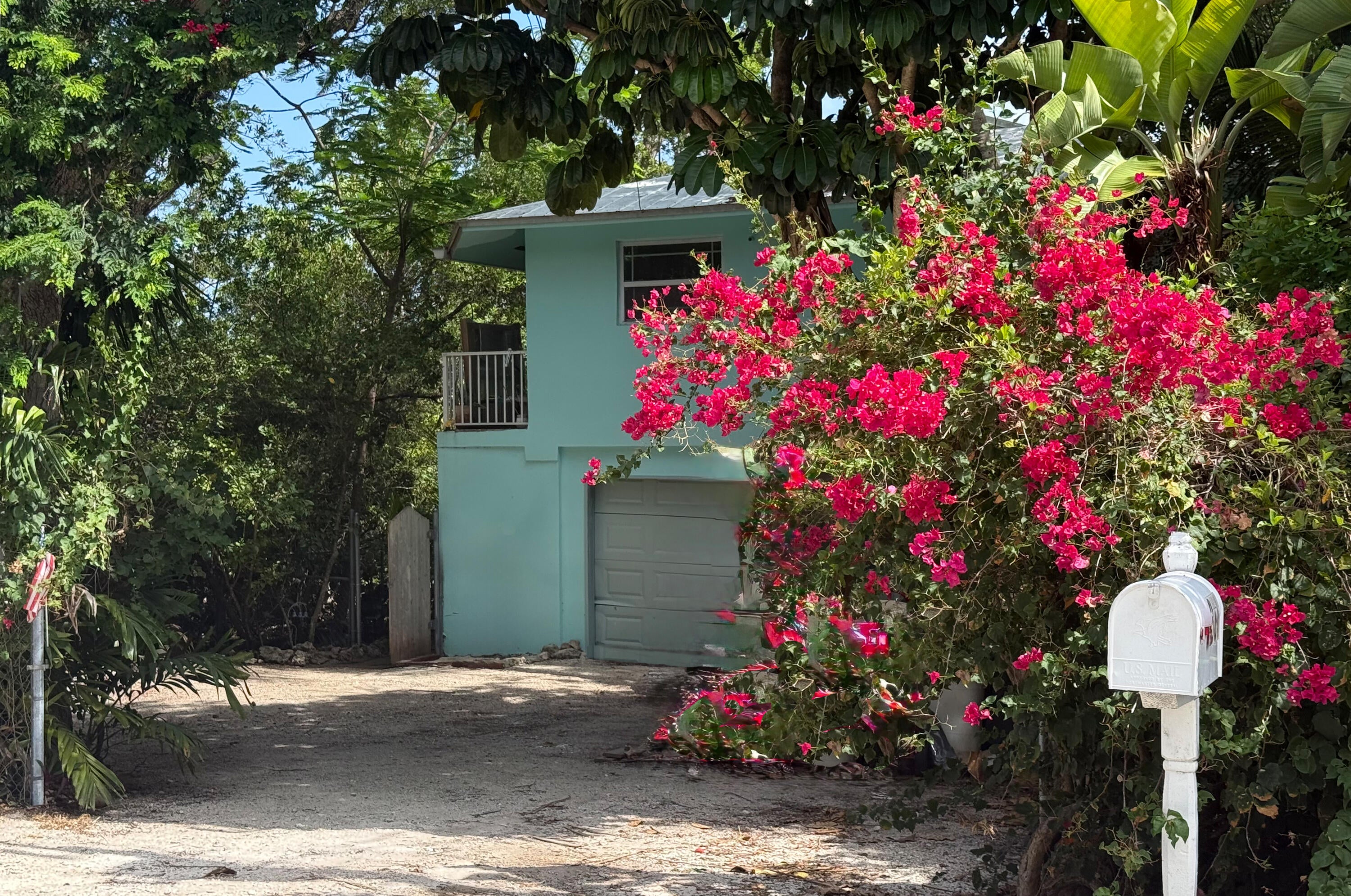 360 Mahogany Drive — photo