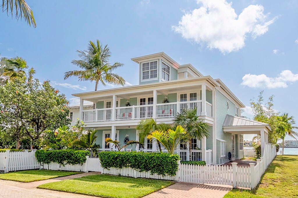 32 Sunset Key Drive — photo