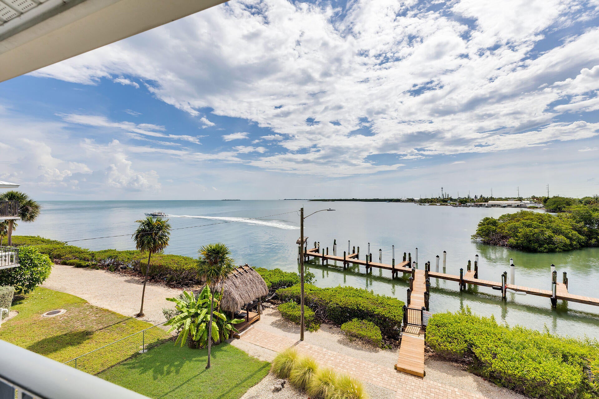 12690 Overseas Highway Apt 34 — photo