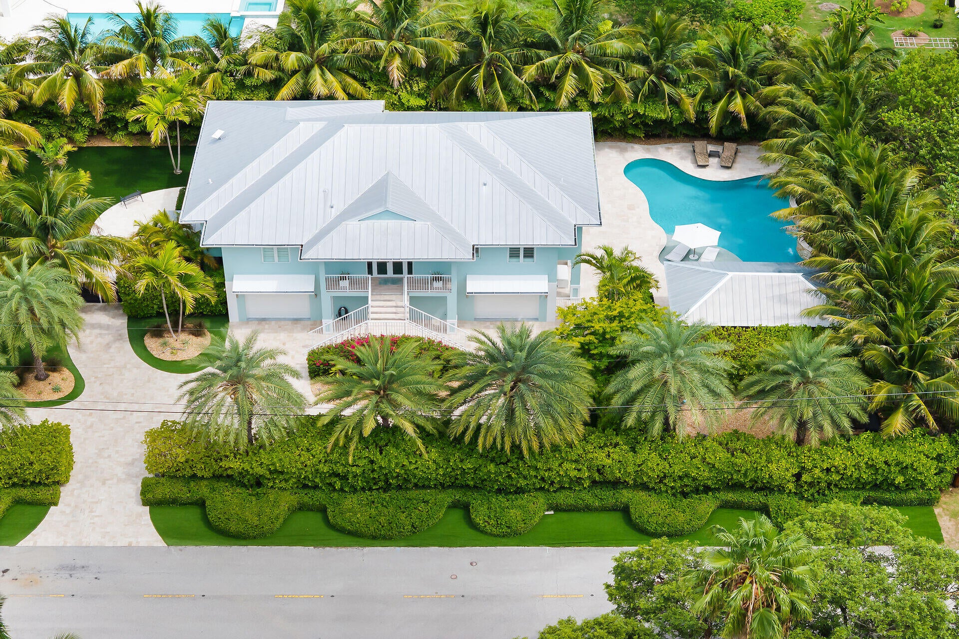 122 S Bahama Drive — photo