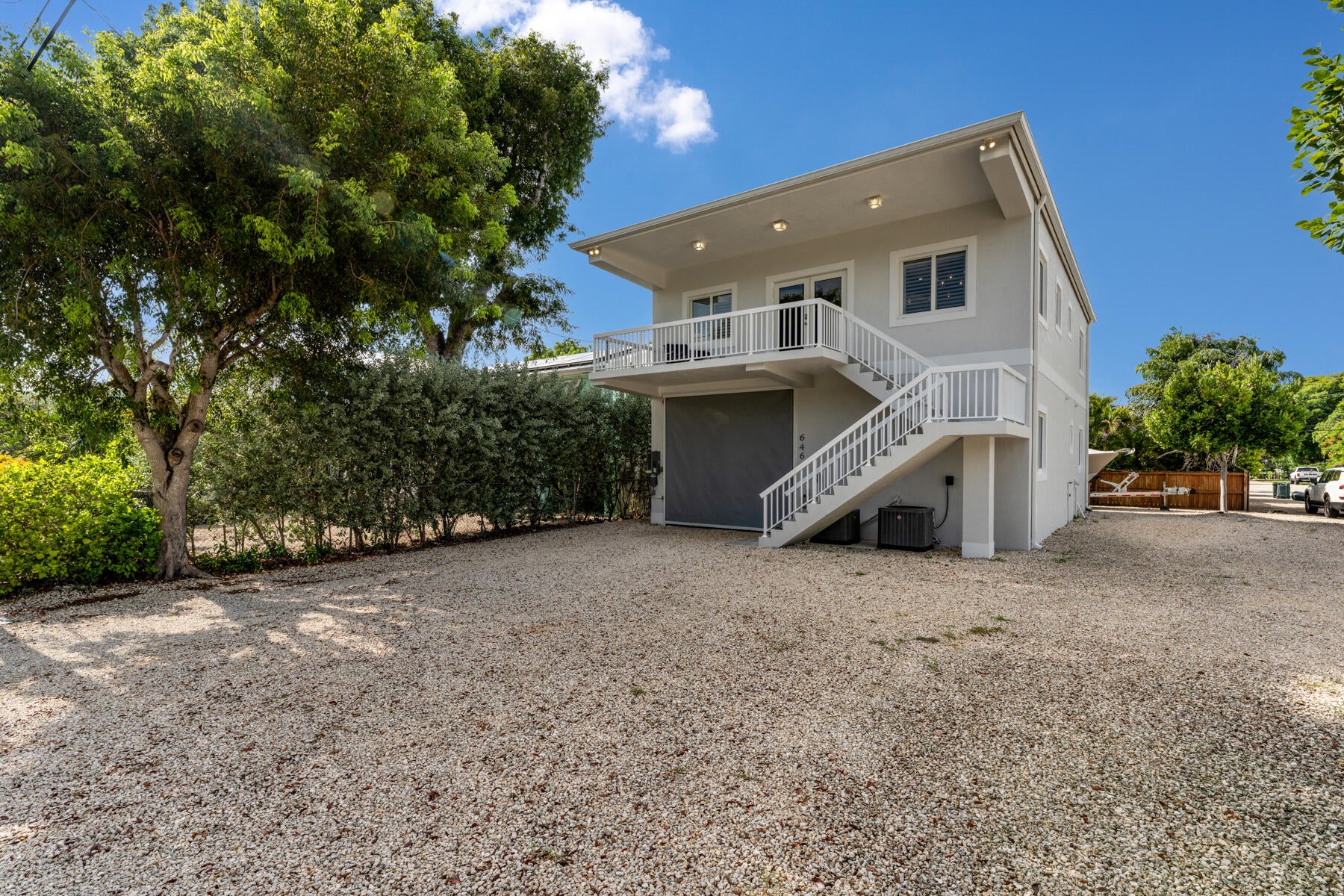 646 Cabrera Street — photo