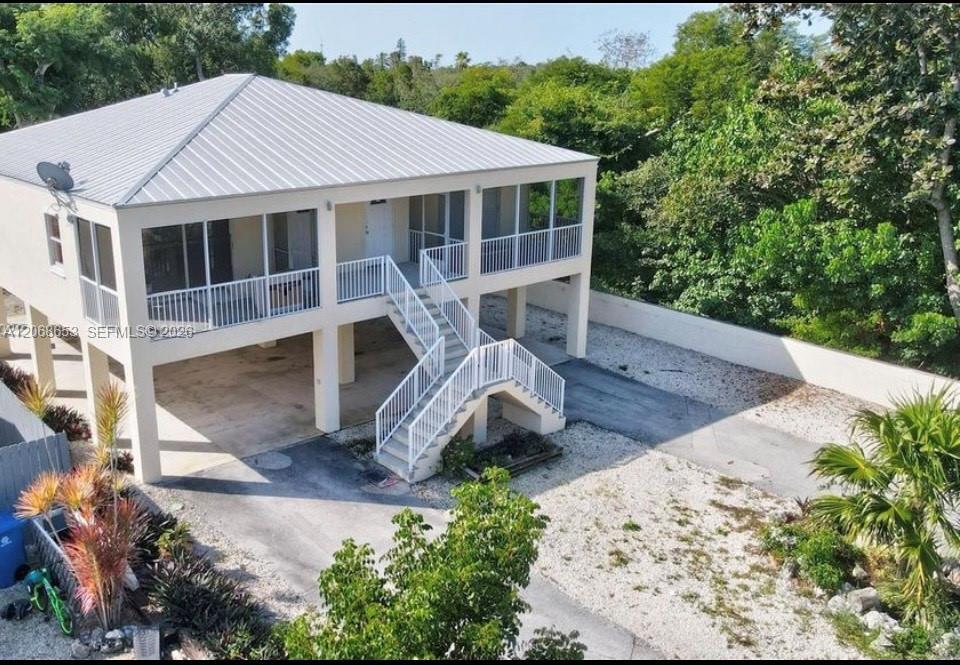 187 & 189 Casa Court Drive — photo