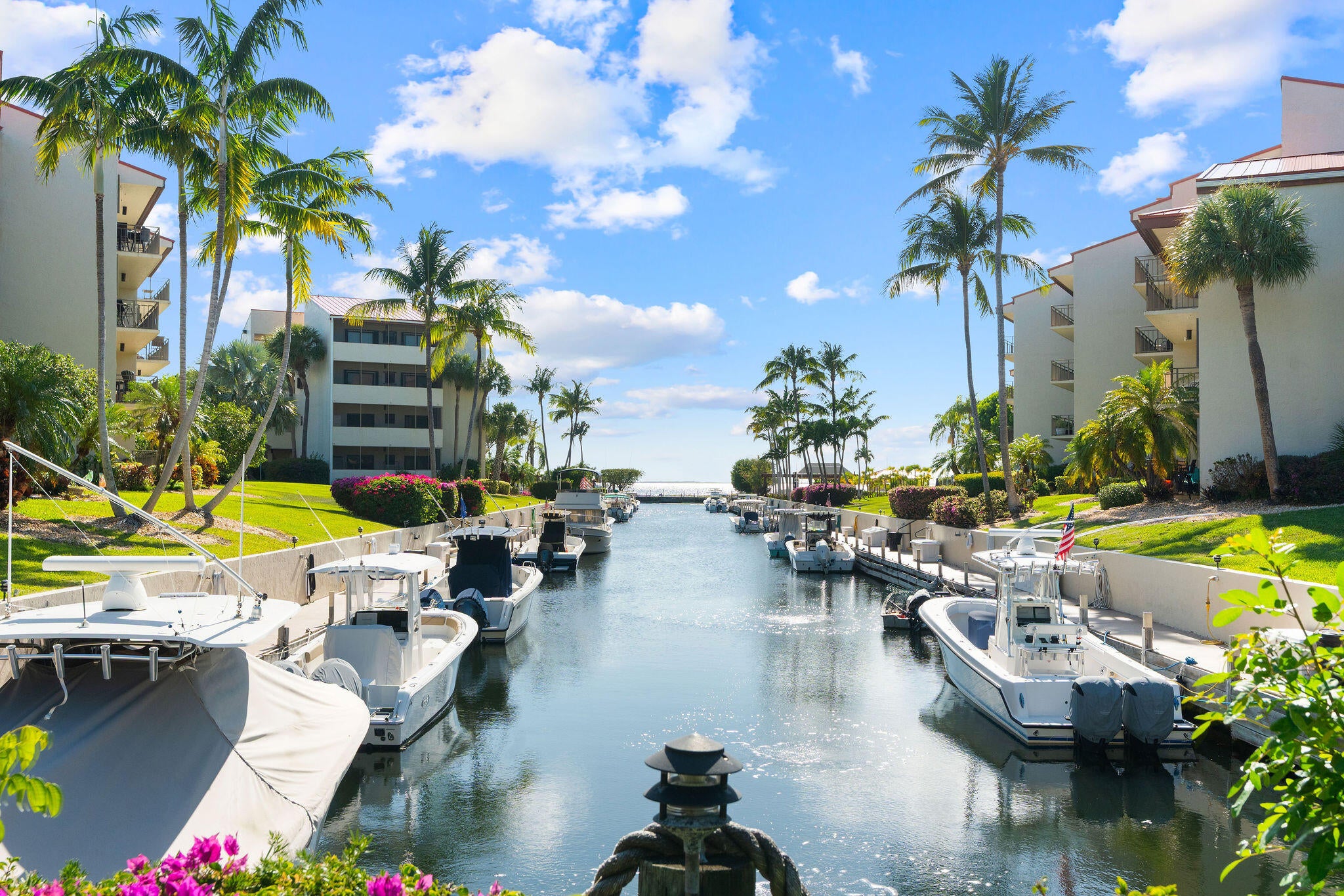 104500 Overseas Highway Apt B102 — photo