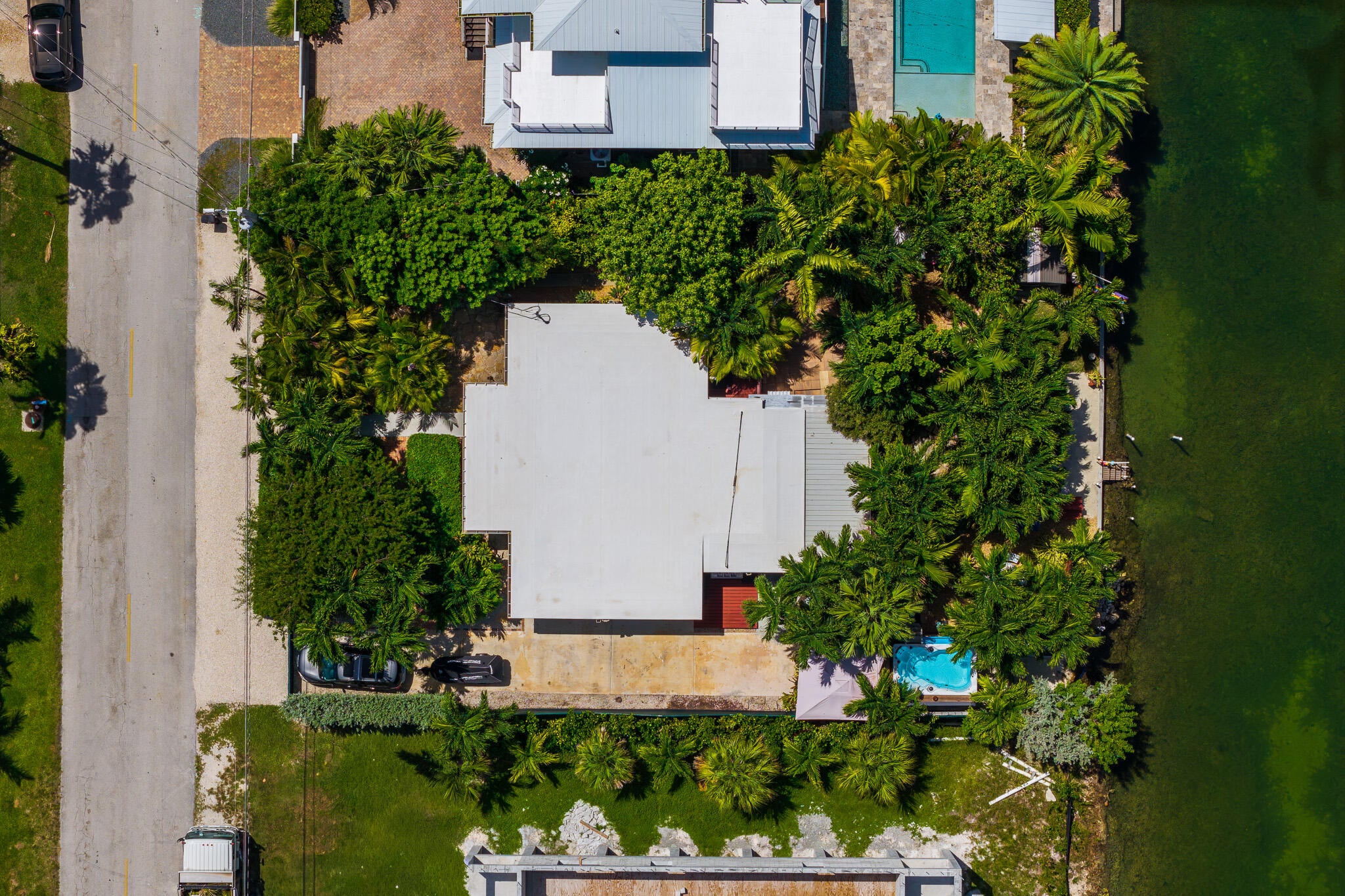 12 Bay Drive — photo