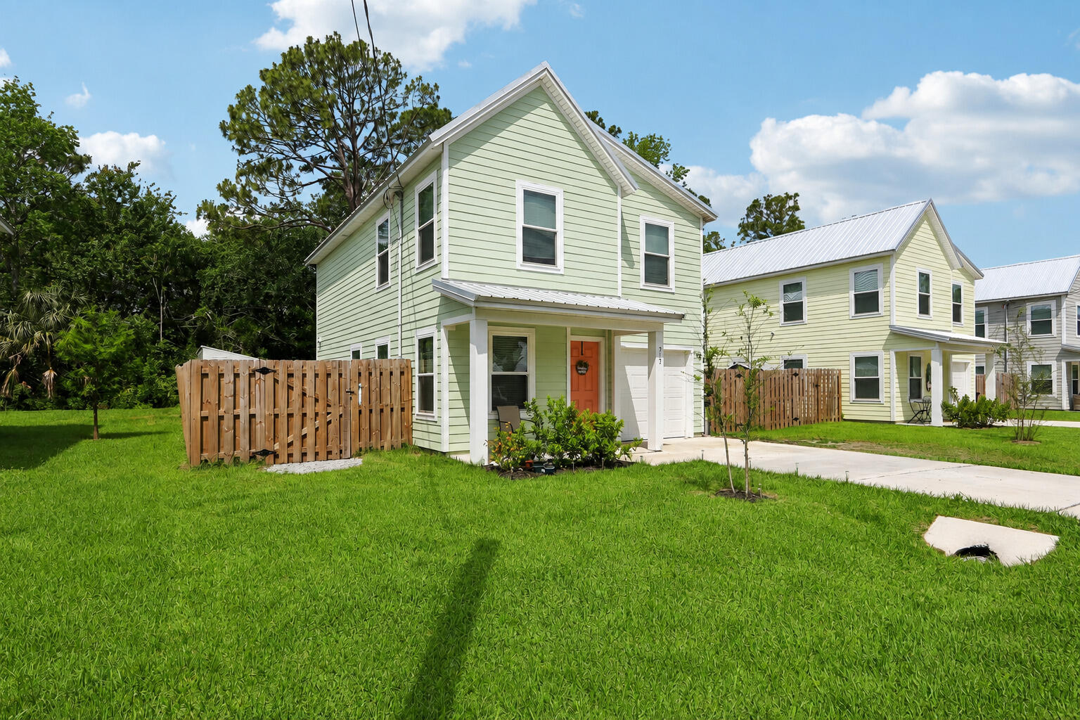 515 S Woodlawn Street — photo