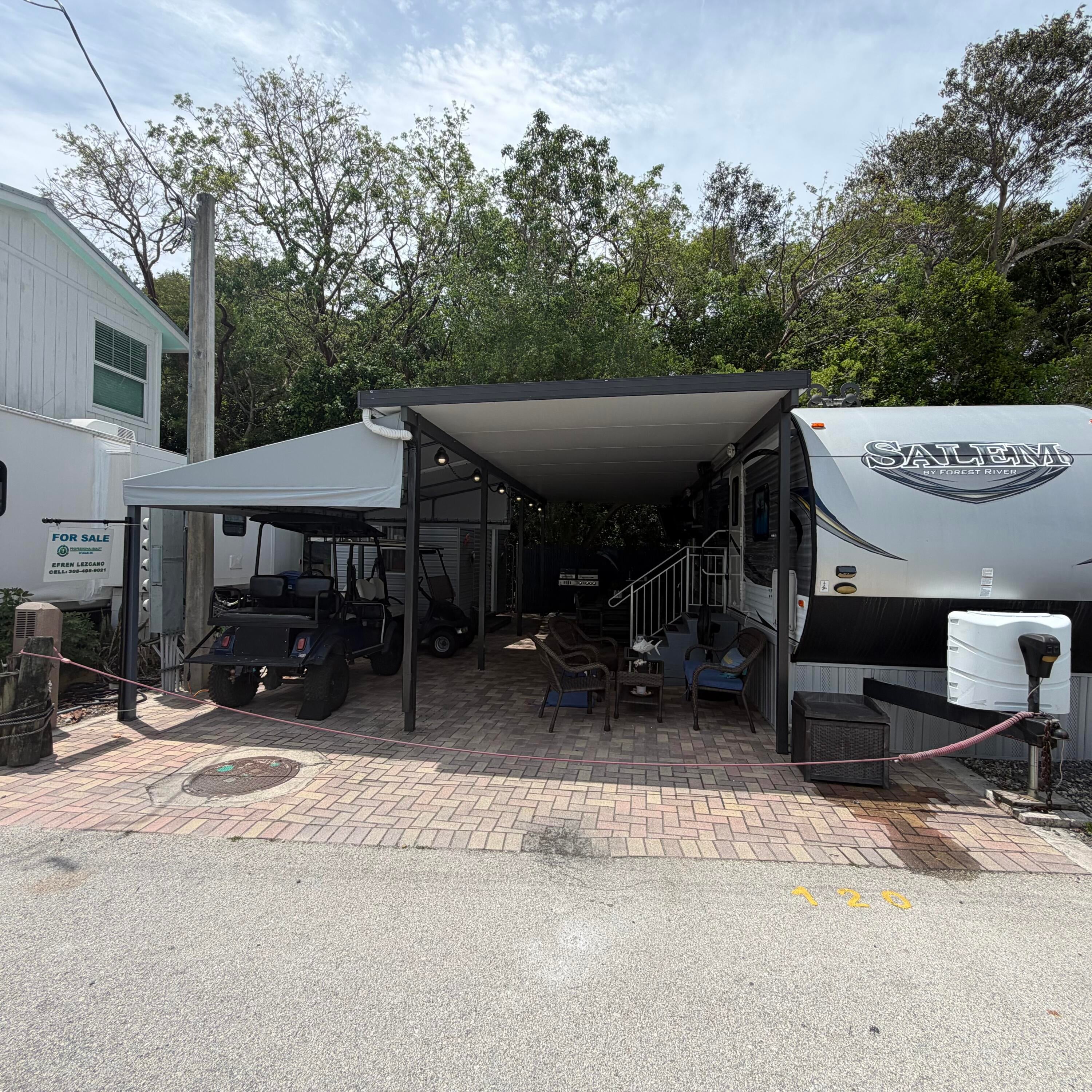 325 Calusa Street 120 — photo