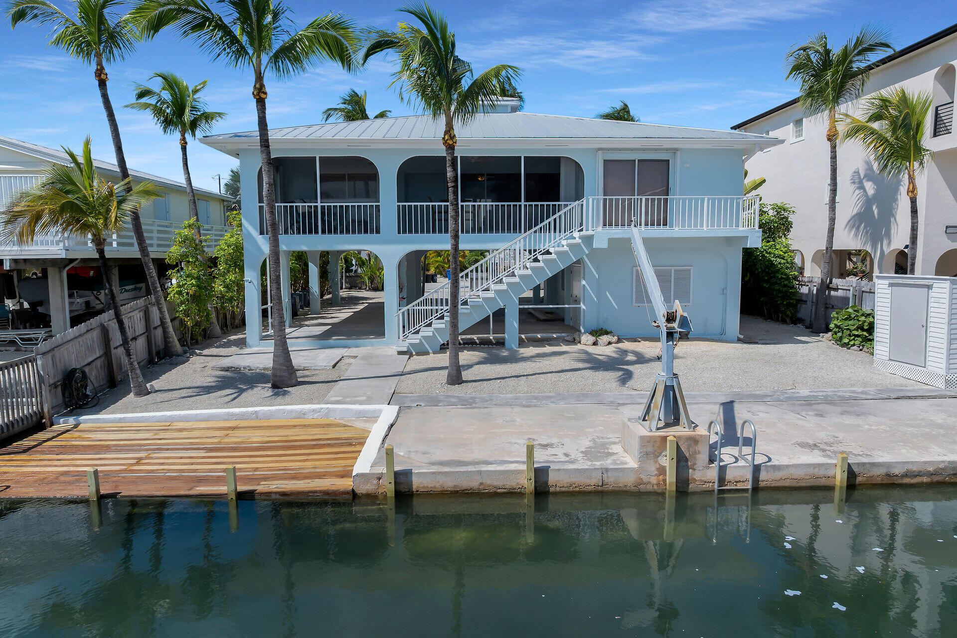 947 Gulf Drive — photo