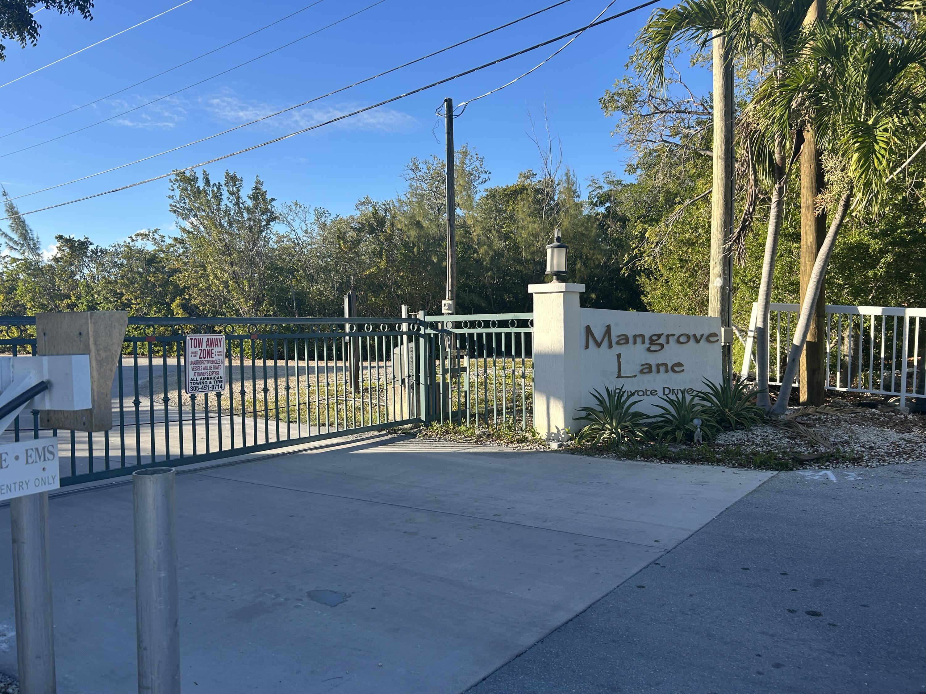 22 Mangrove Lane — photo