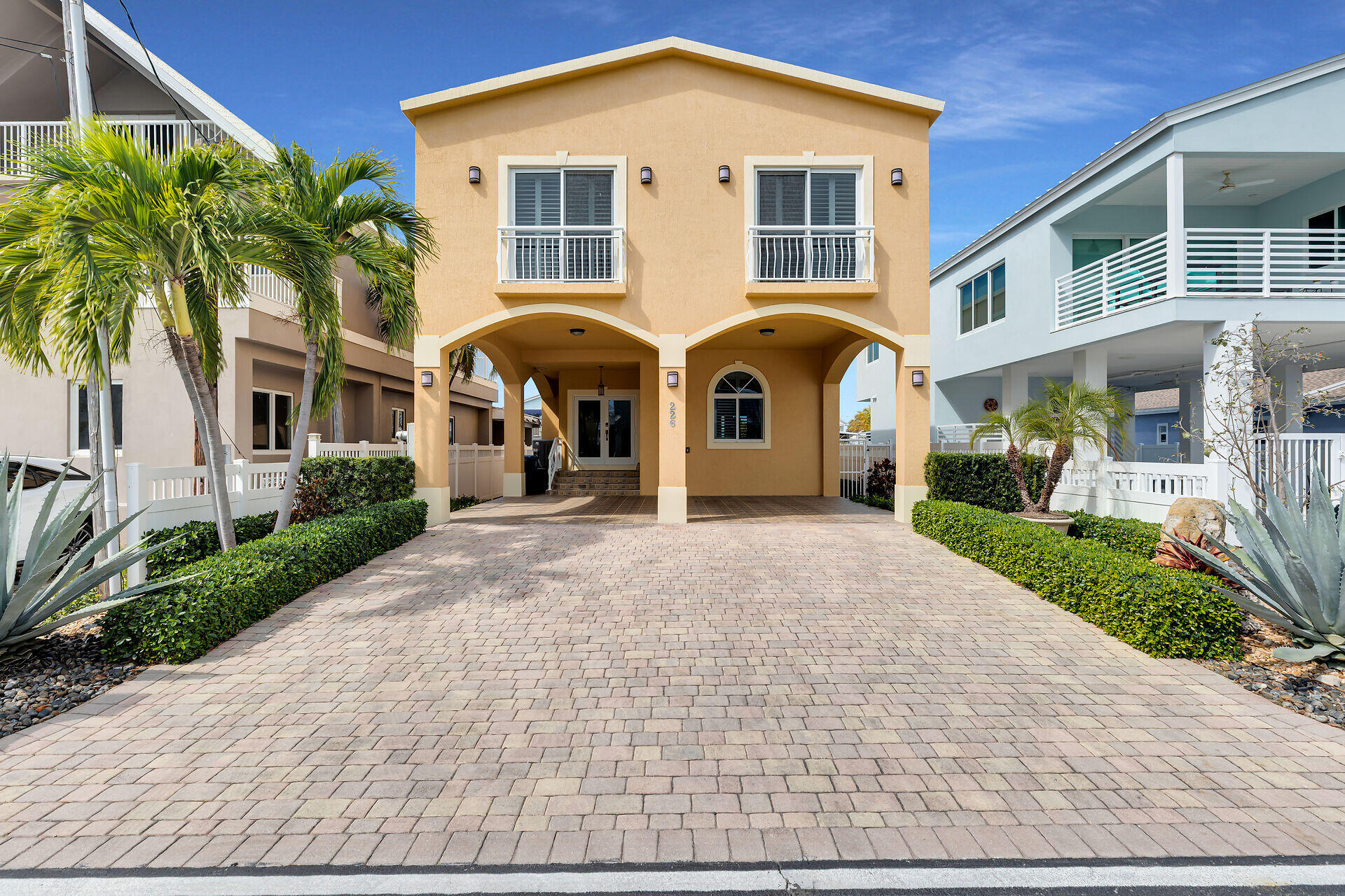 226 Normandy Drive — photo
