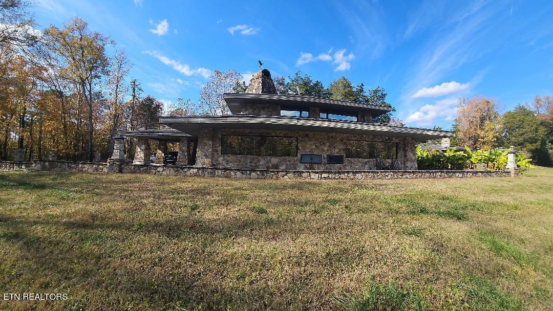 1013 Oliver Springs Hwy — photo