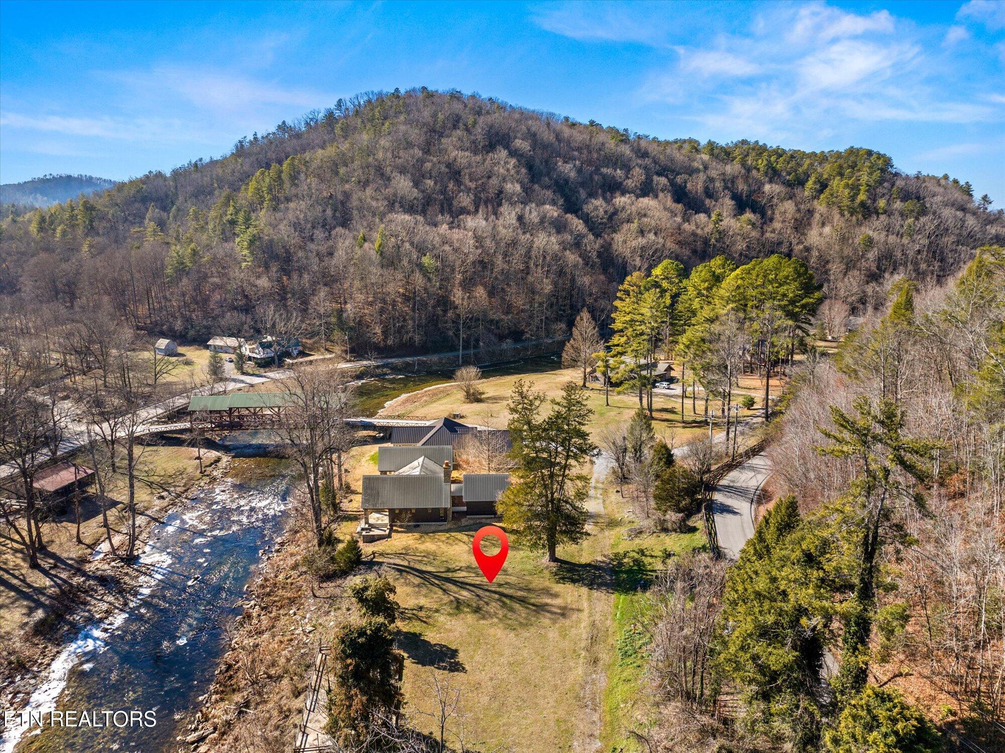 264 Rafter Rd, Tellico Plains, TN 37385 — photo 2