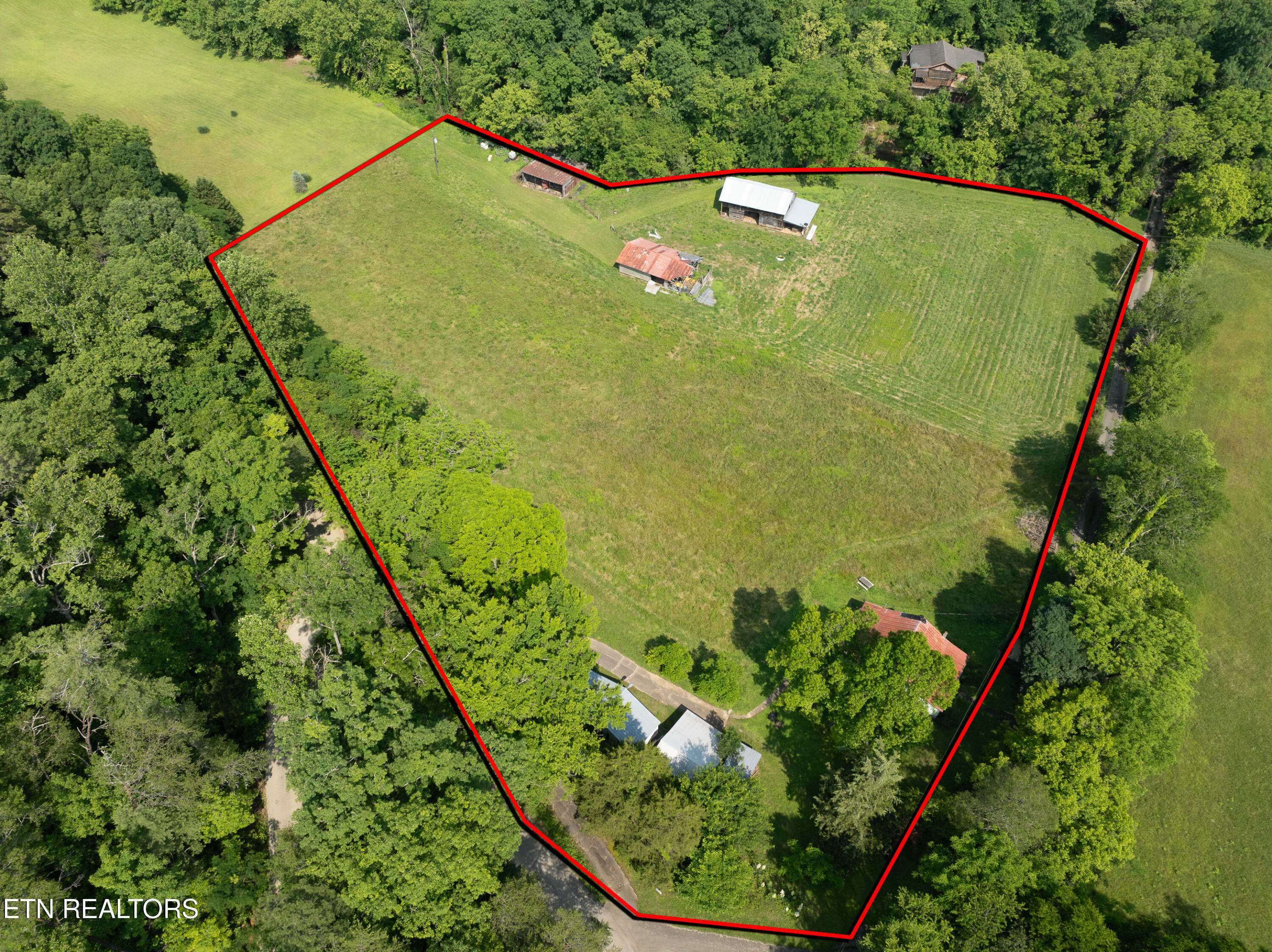 468 Rudd Rd, Townsend, TN 37882 — photo 2