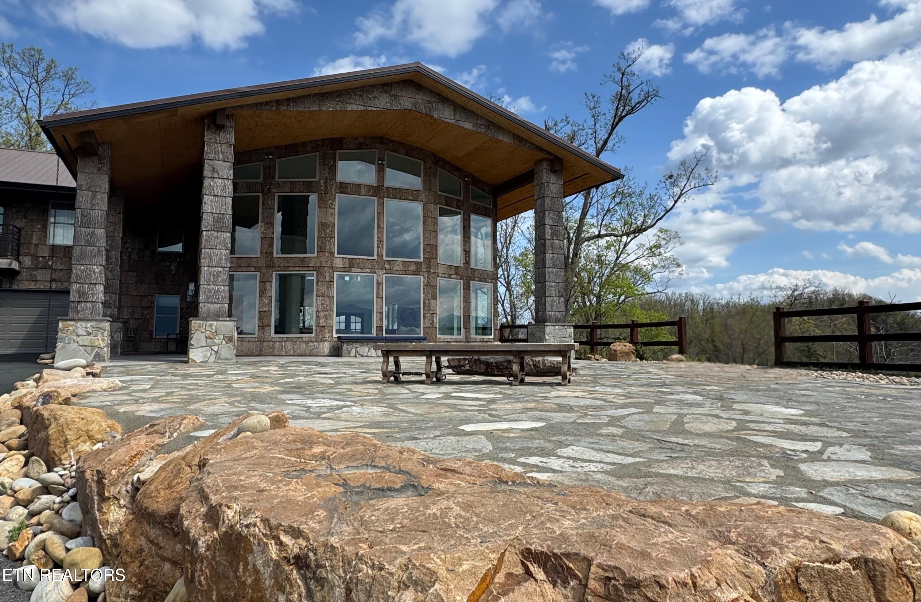3661 Richardson Cove Rd — photo