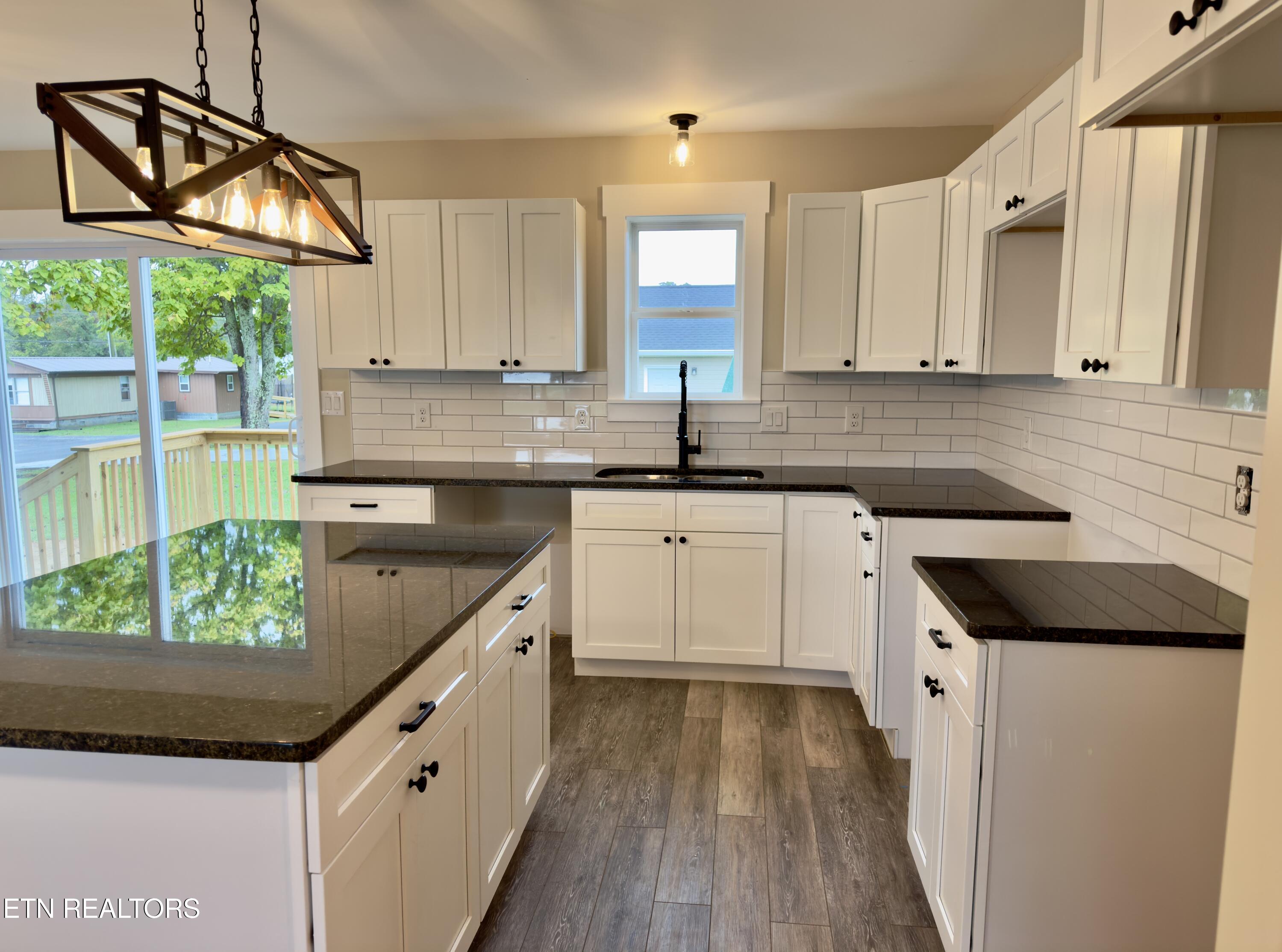 127 Deer Ridge, Rutledge, TN 37861 — photo 2