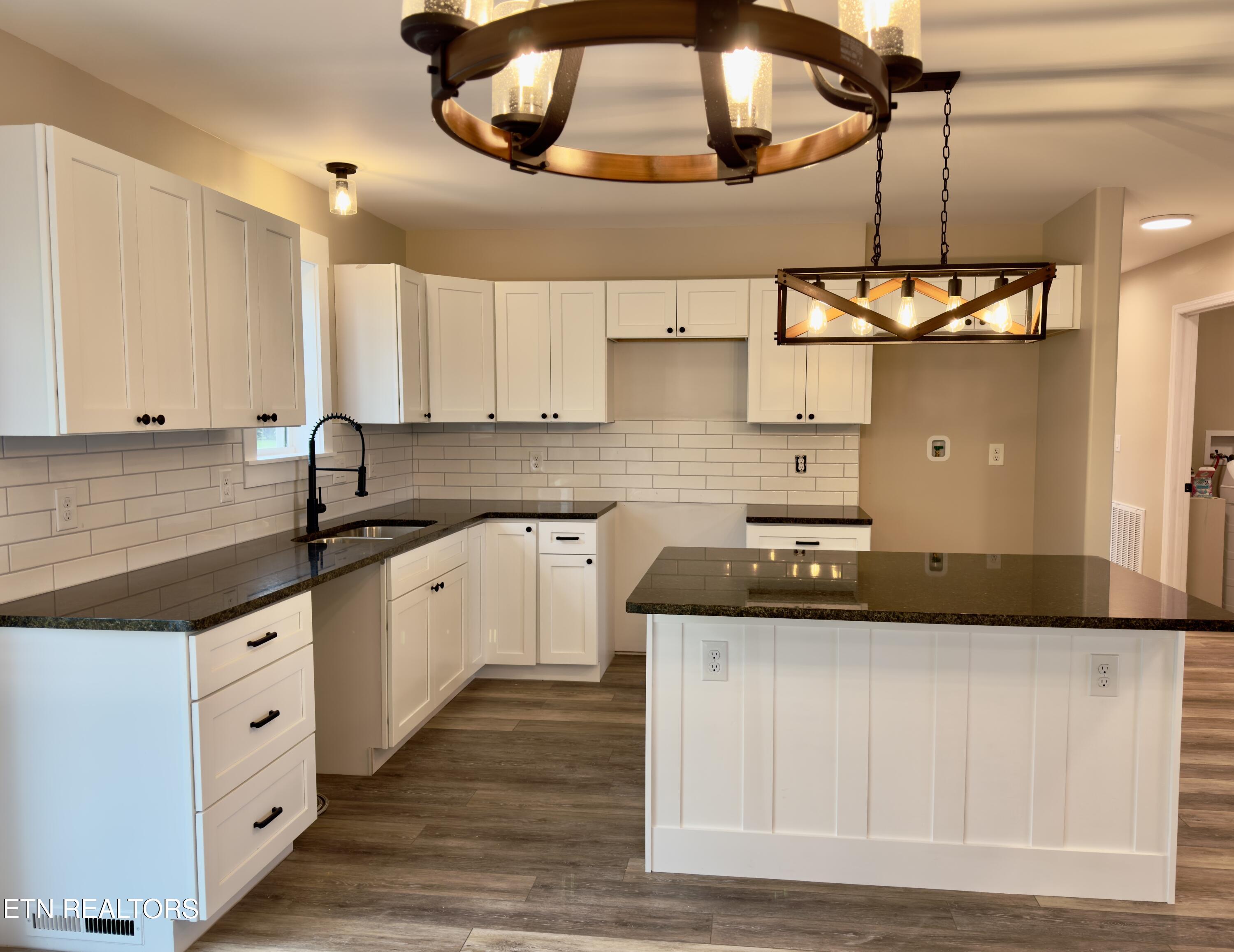 127 Deer Ridge, Rutledge, TN 37861 — photo 3