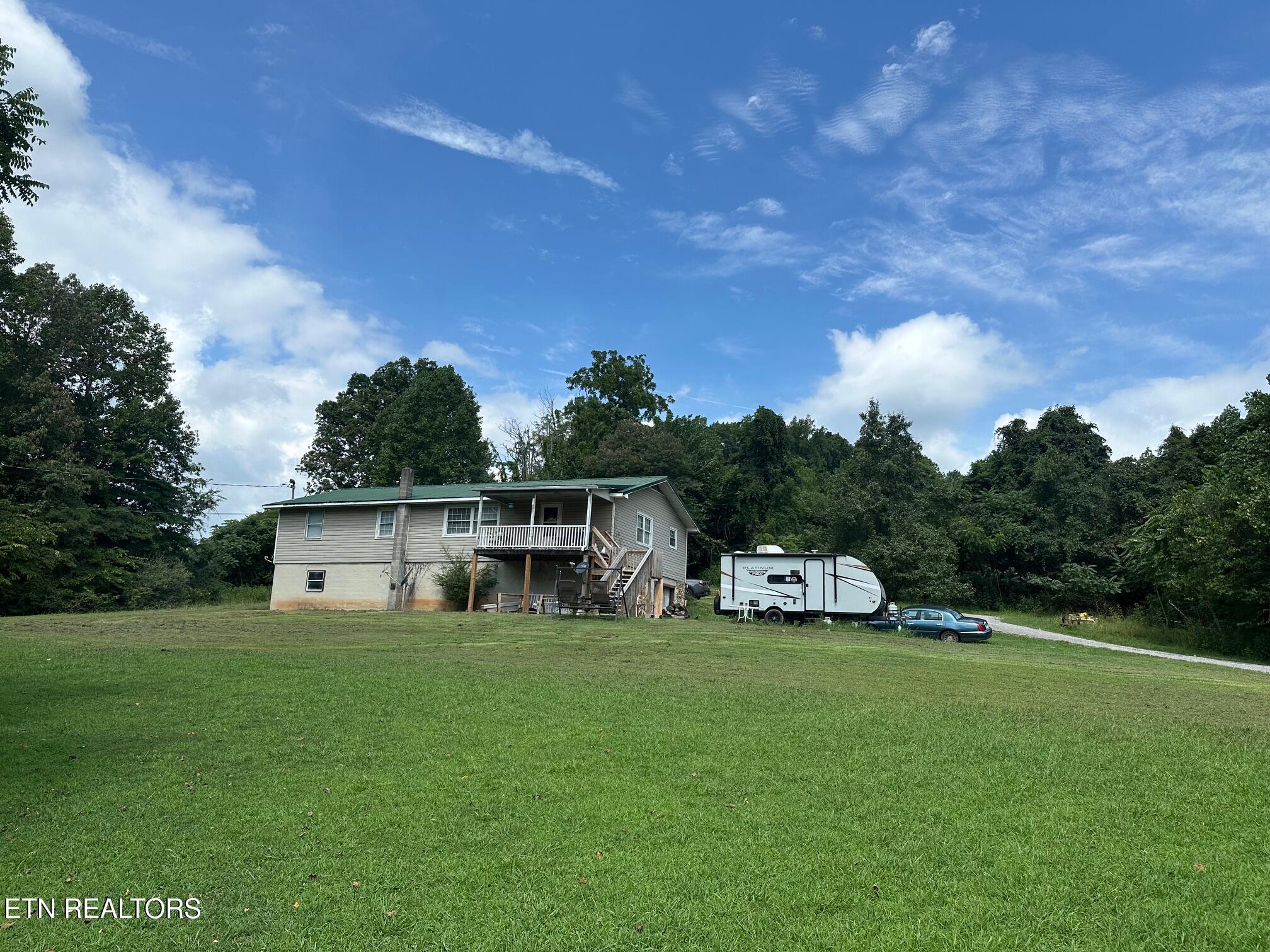 233 Watkins Lane — photo