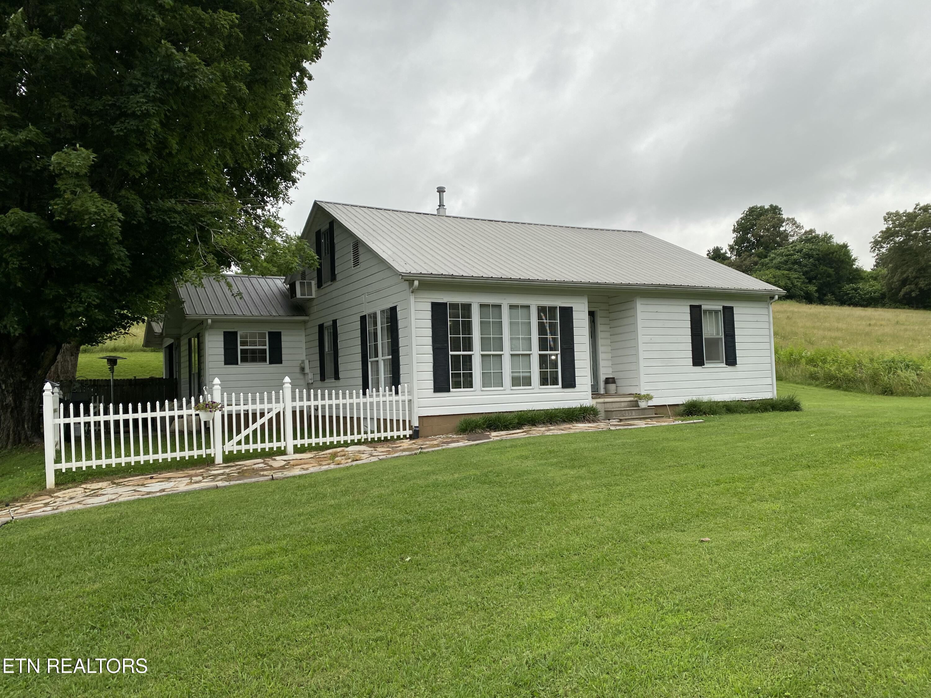 117 Cedar Valley Rd — photo