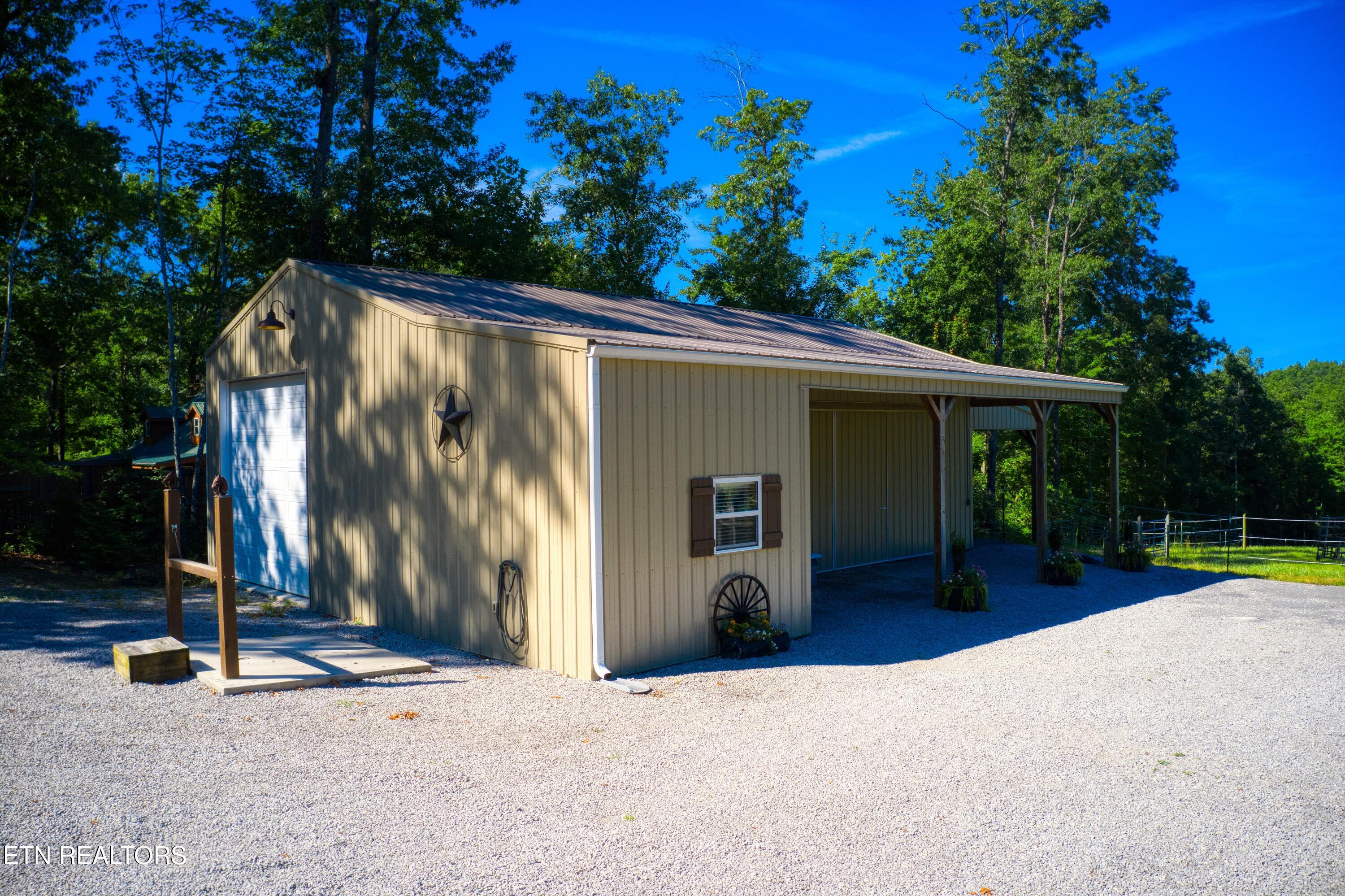 540 Buck Ridge Rd, Jamestown, TN 38556 — photo 2