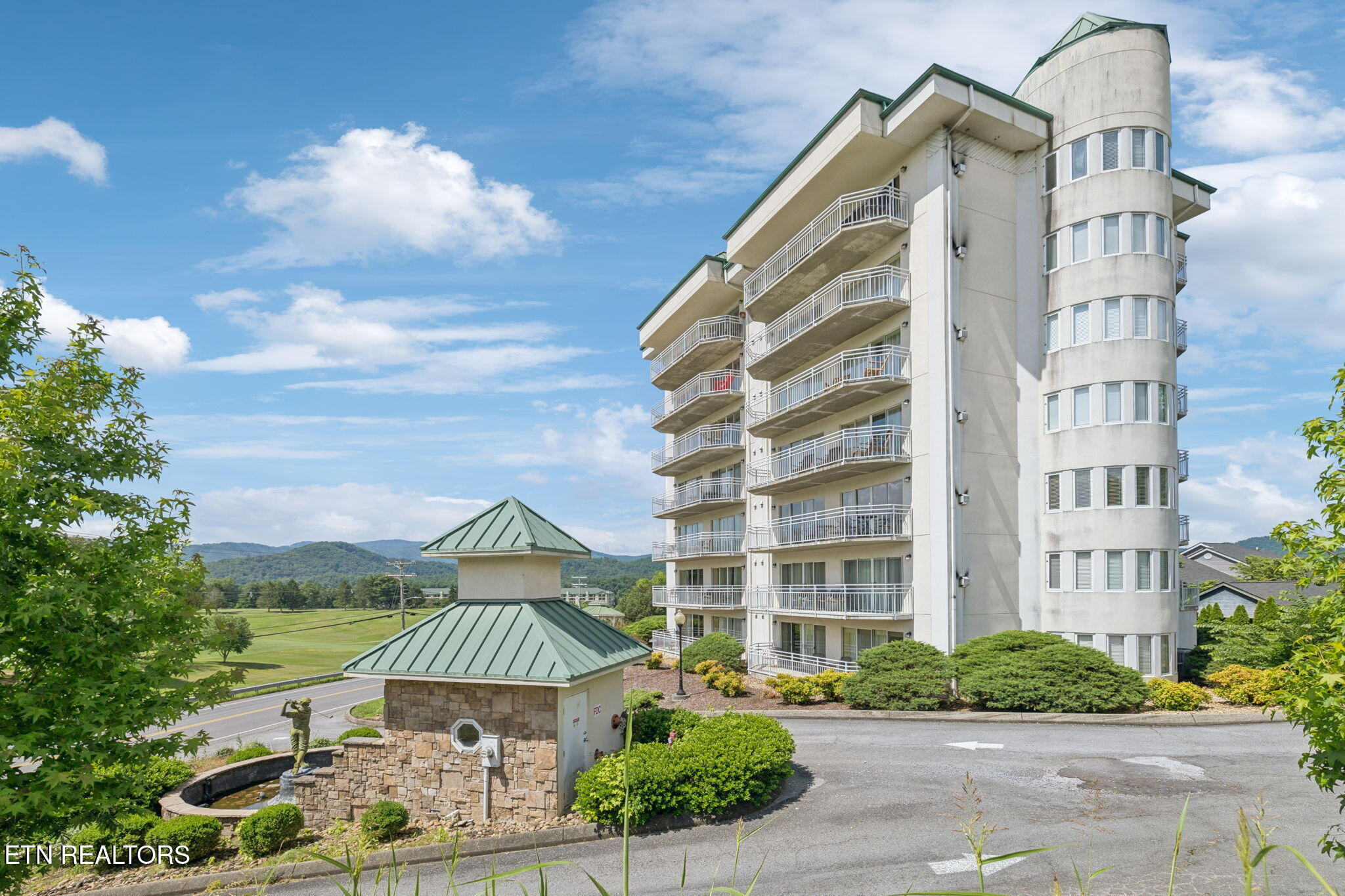 503 Dollywood Lane Unit 132 — photo