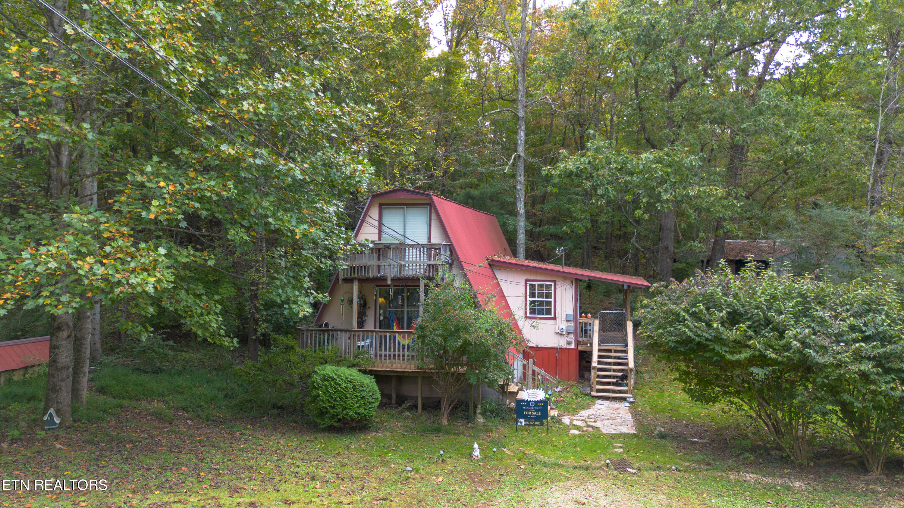 71 Lake Drive — photo