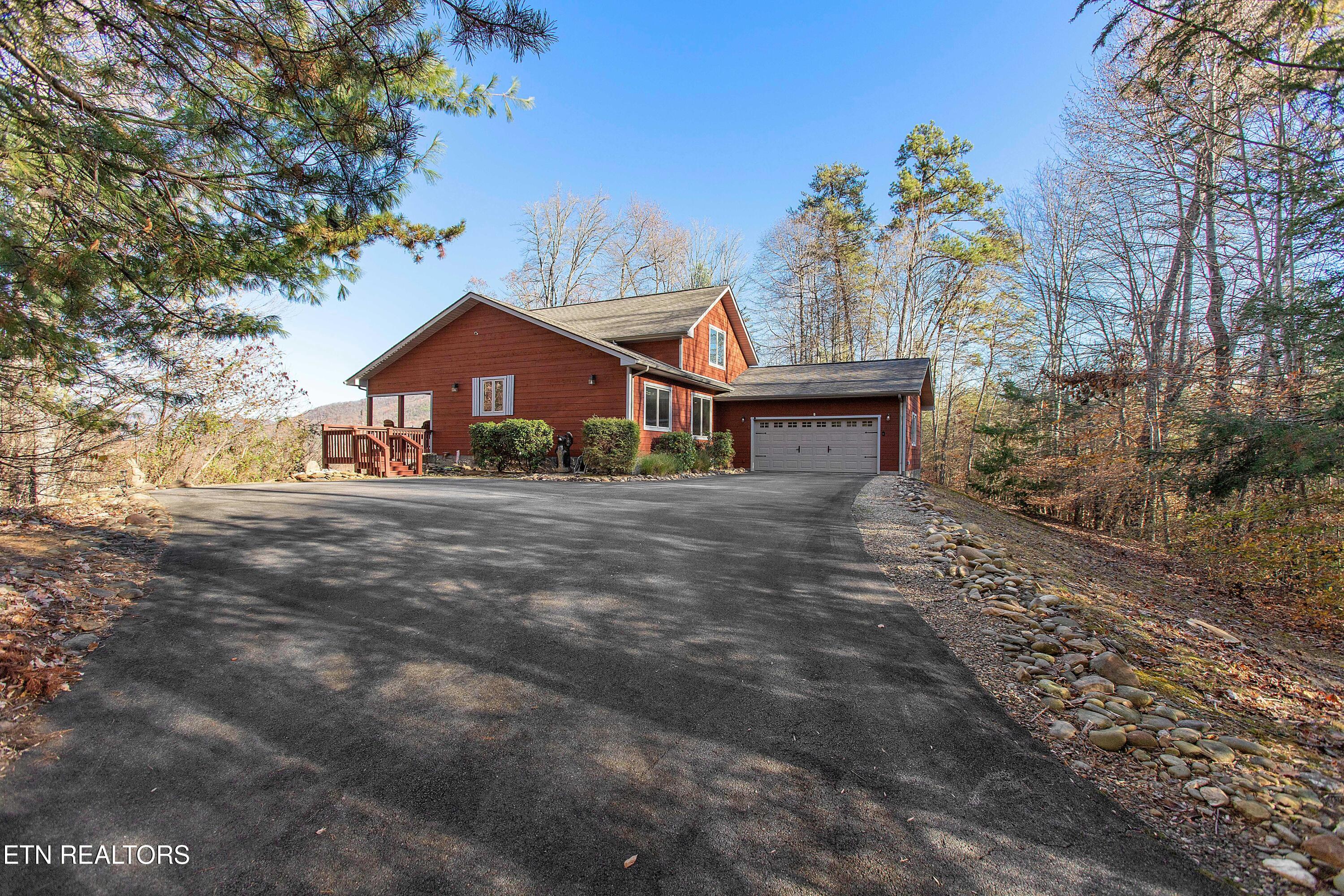 414 Gold Rd, Cosby, TN 37722 — photo 2