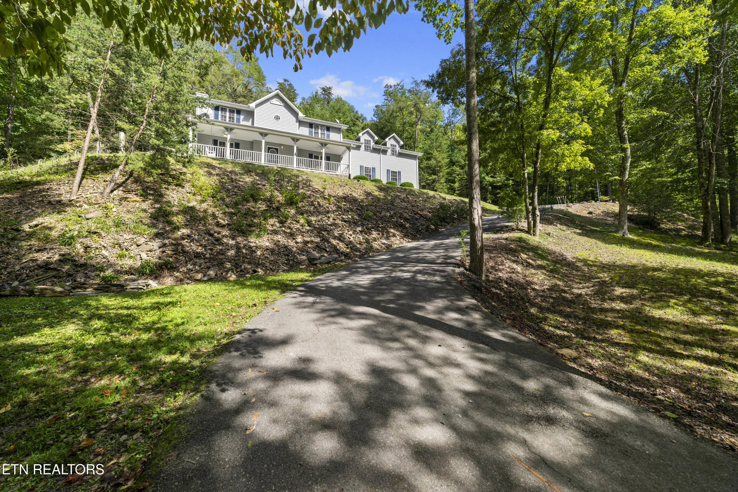 2673 S Clear Fork Rd — photo
