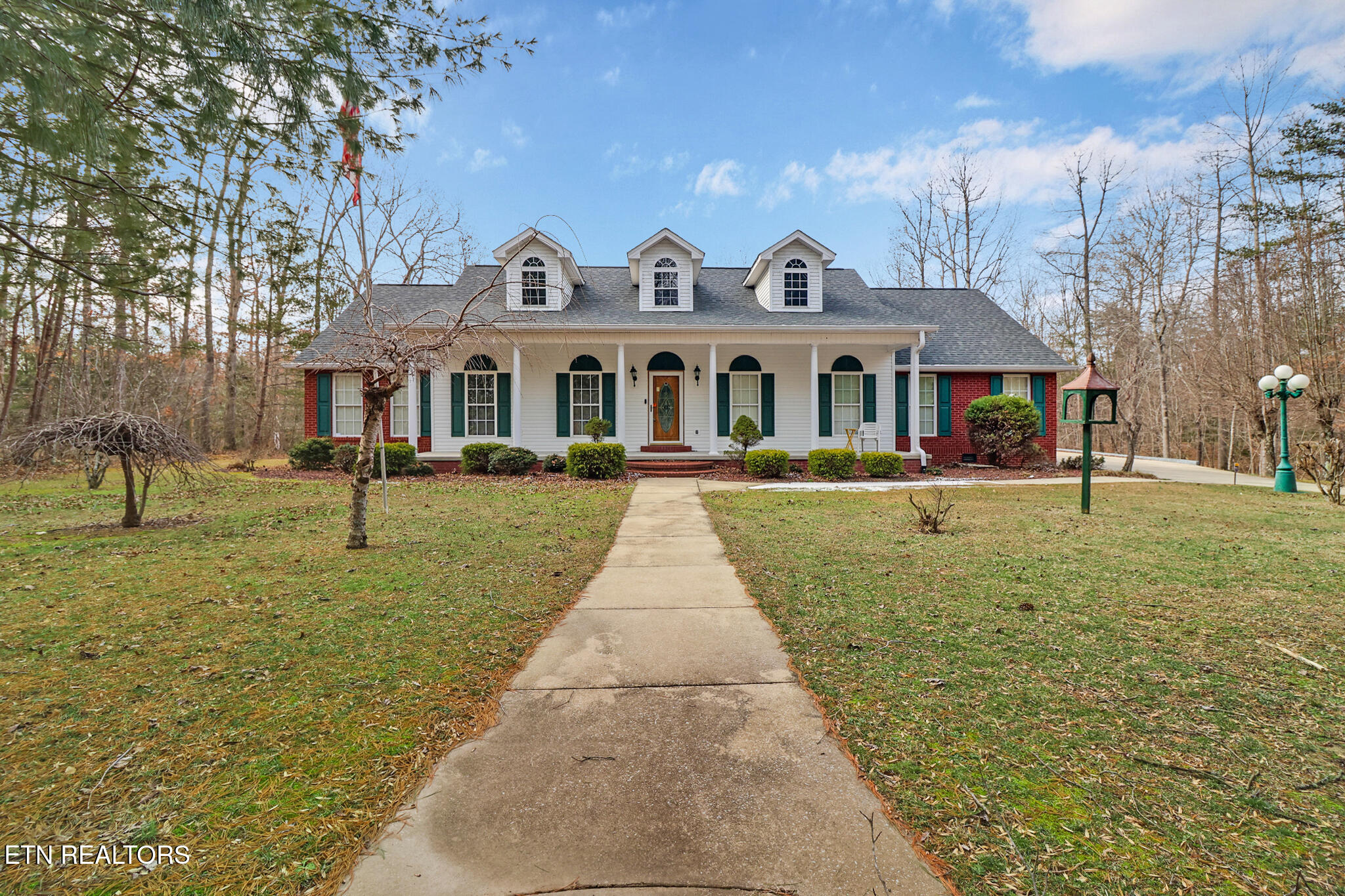 306 Carrie Drive — photo