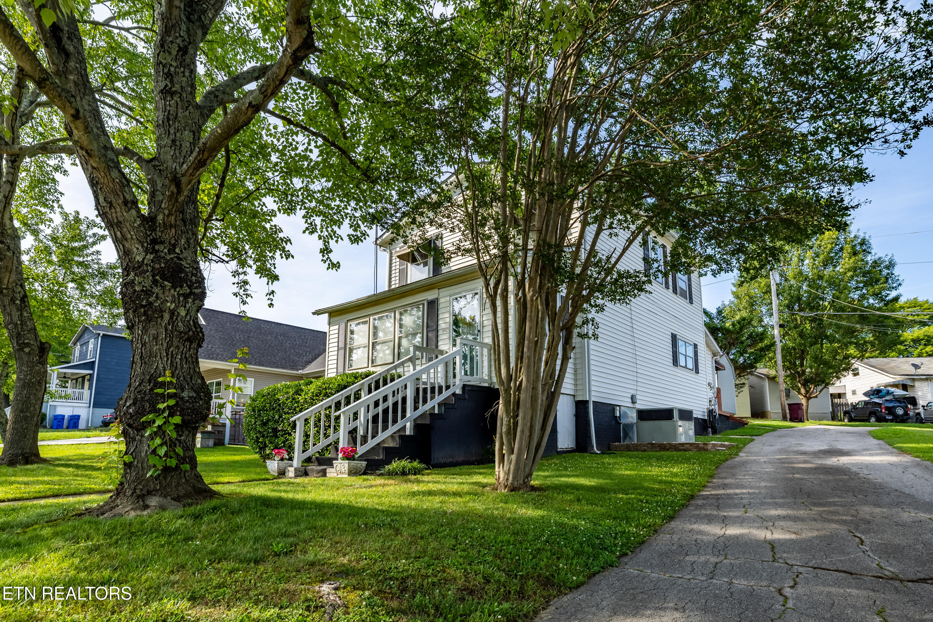 1240 N Wright Rd, Alcoa, TN 37701 — photo 3