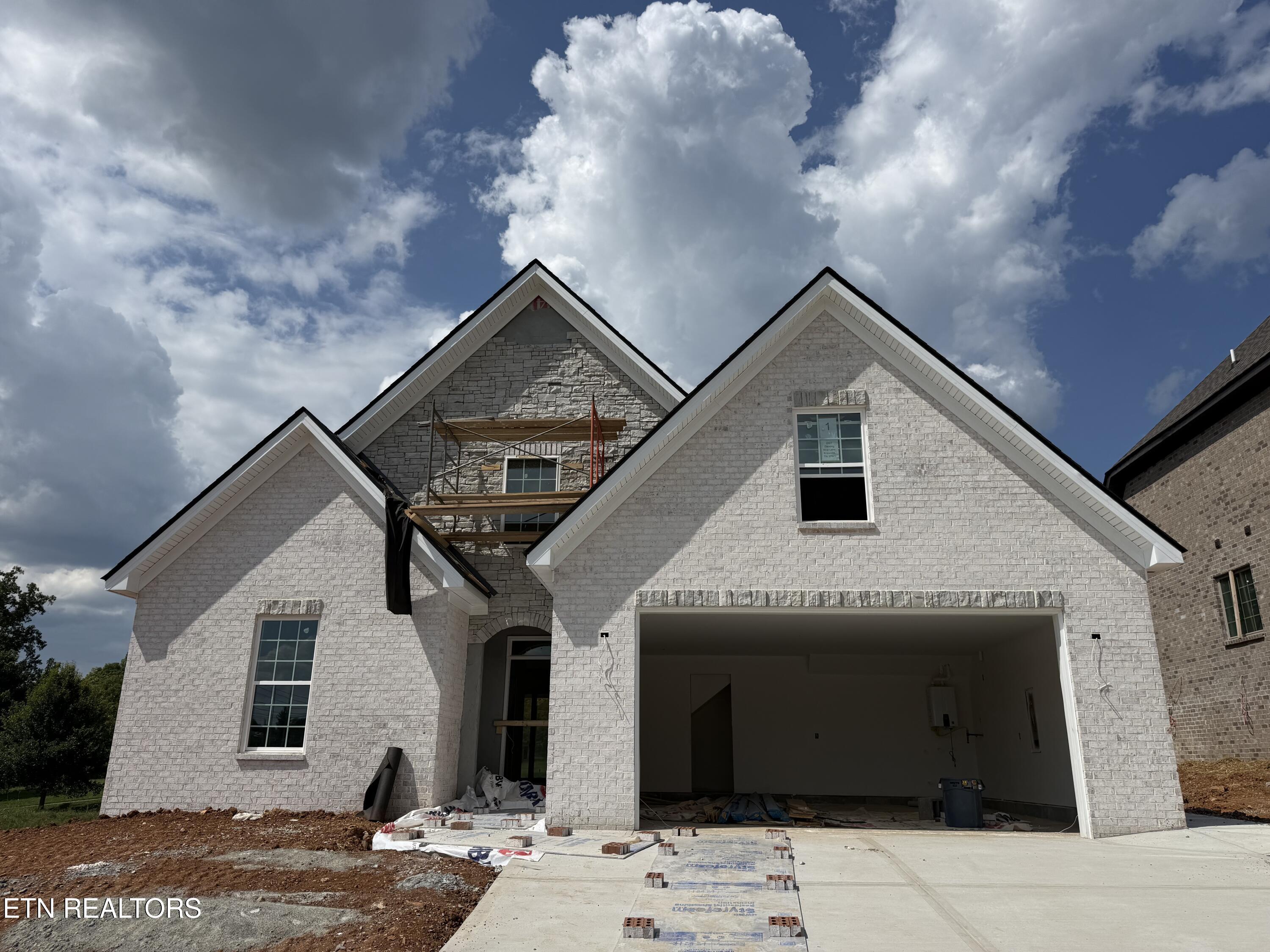 8867 Dancing Bear Ln — photo