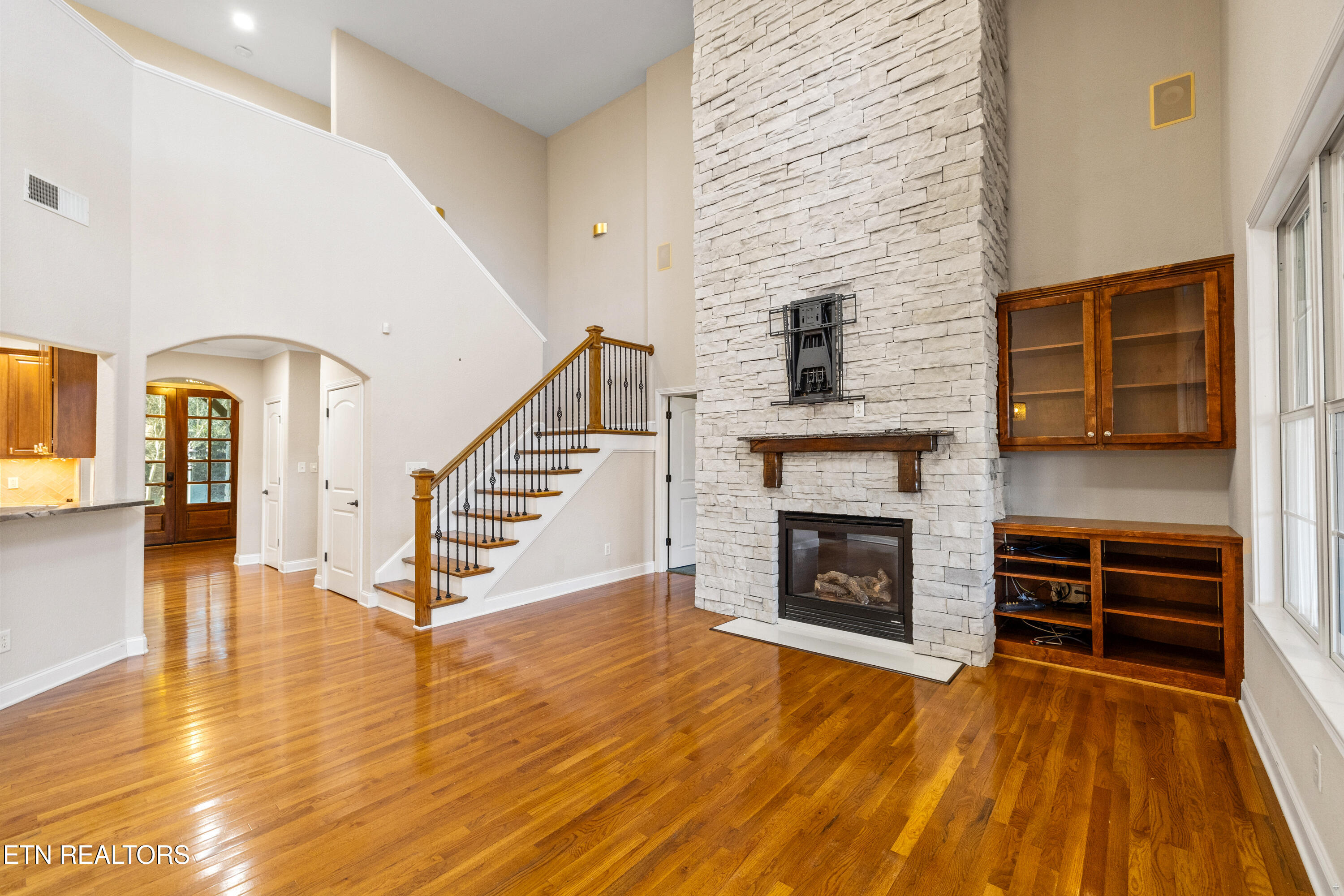 10033 Autumn Valley Lane — photo