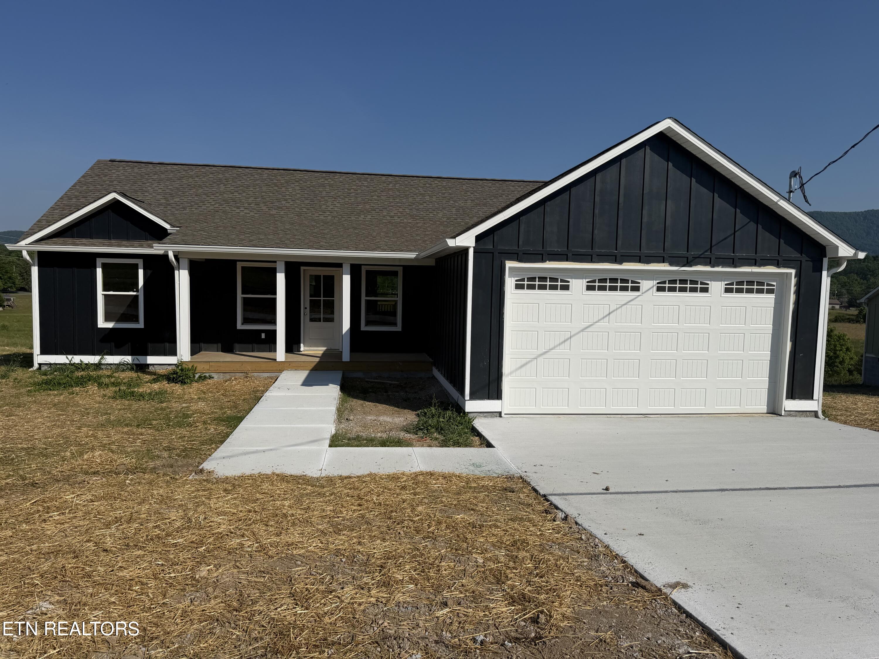 935 Shawanee Rd — photo