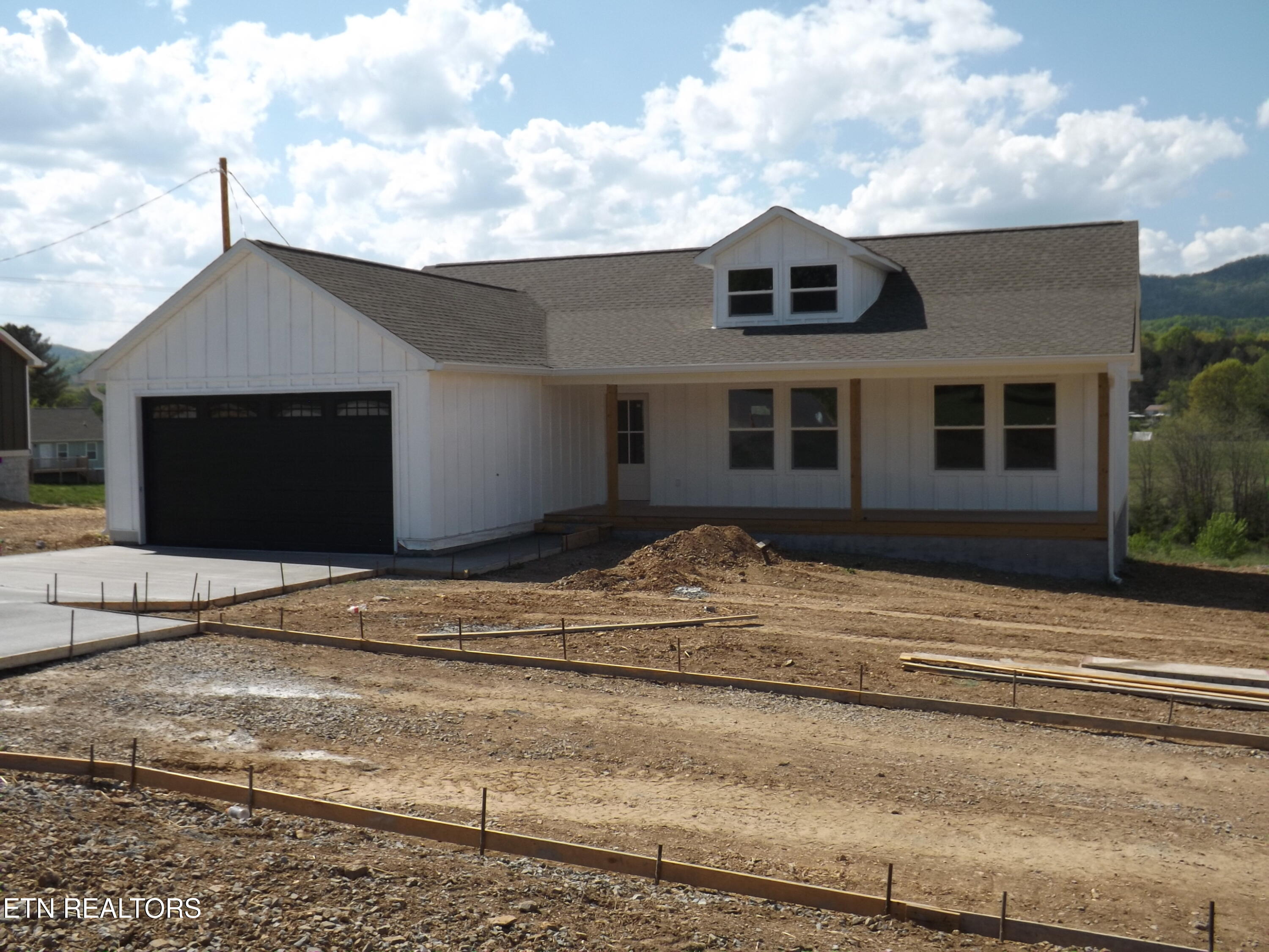 941 Shawanee Rd, Harrogate, TN 37752 — photo 3