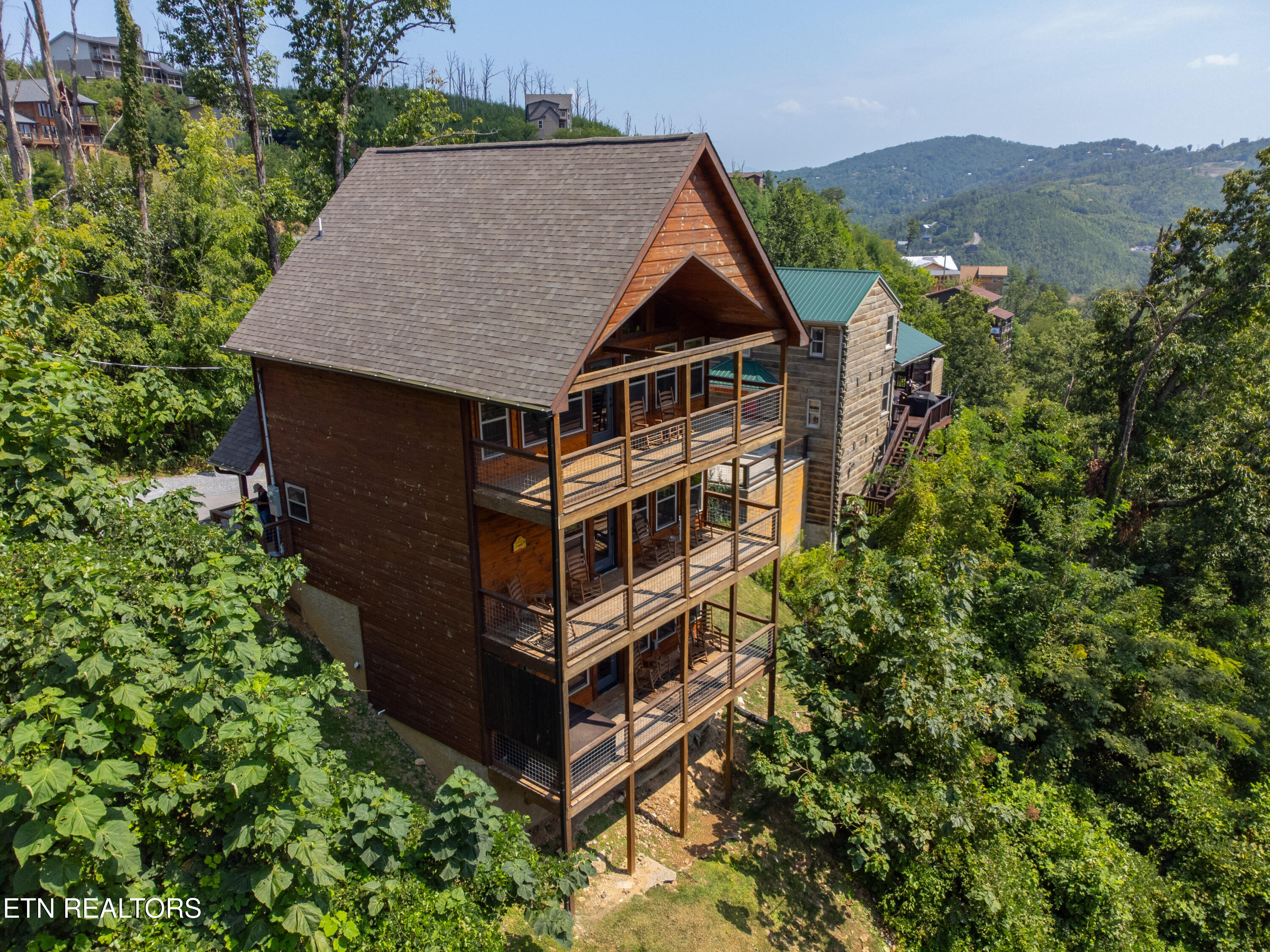 519 Edgewood Drive — photo