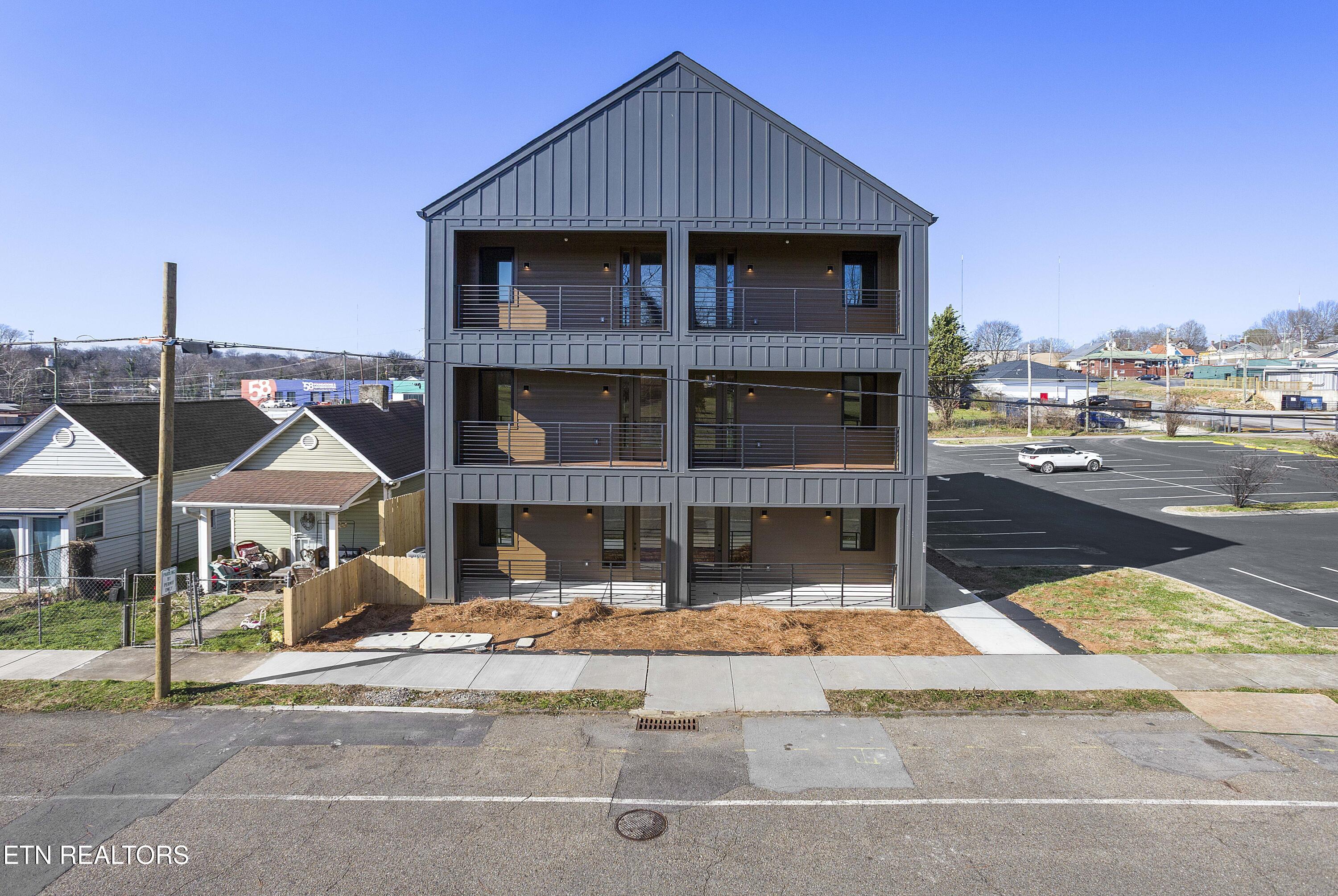 131 W Anderson Ave 101 — photo