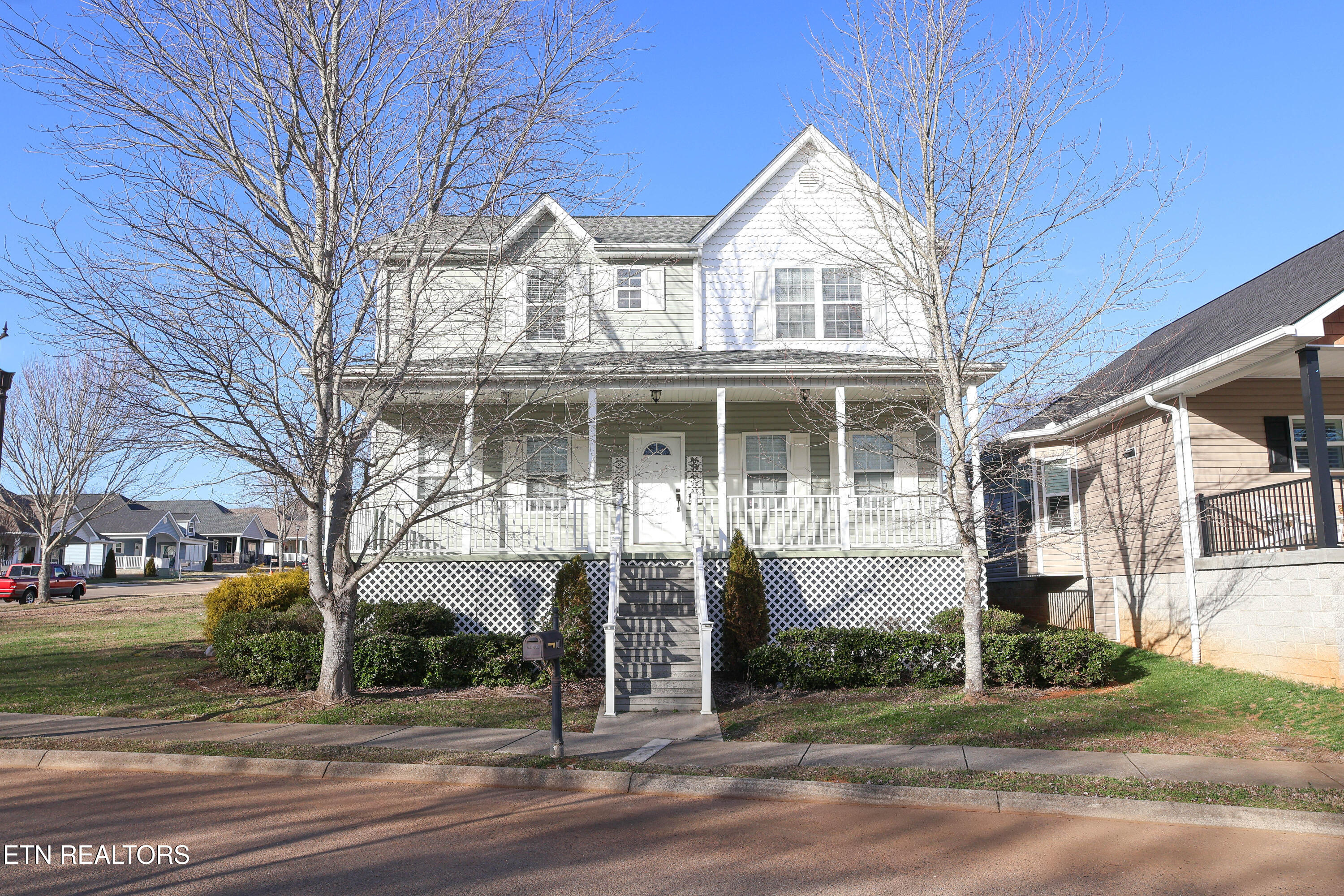 101 Willowcreek Blvd — photo