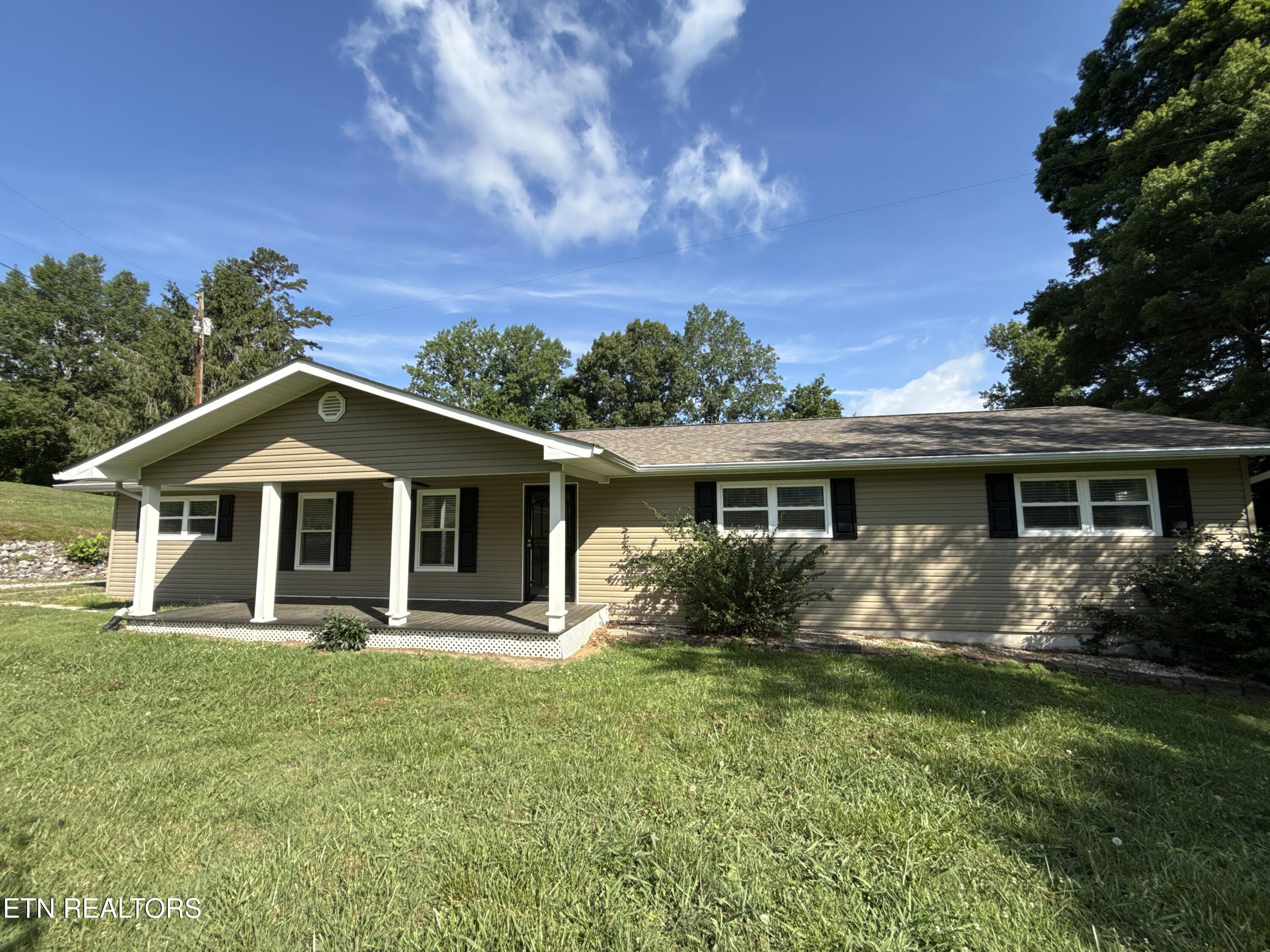 844 Mount Paran Rd — photo