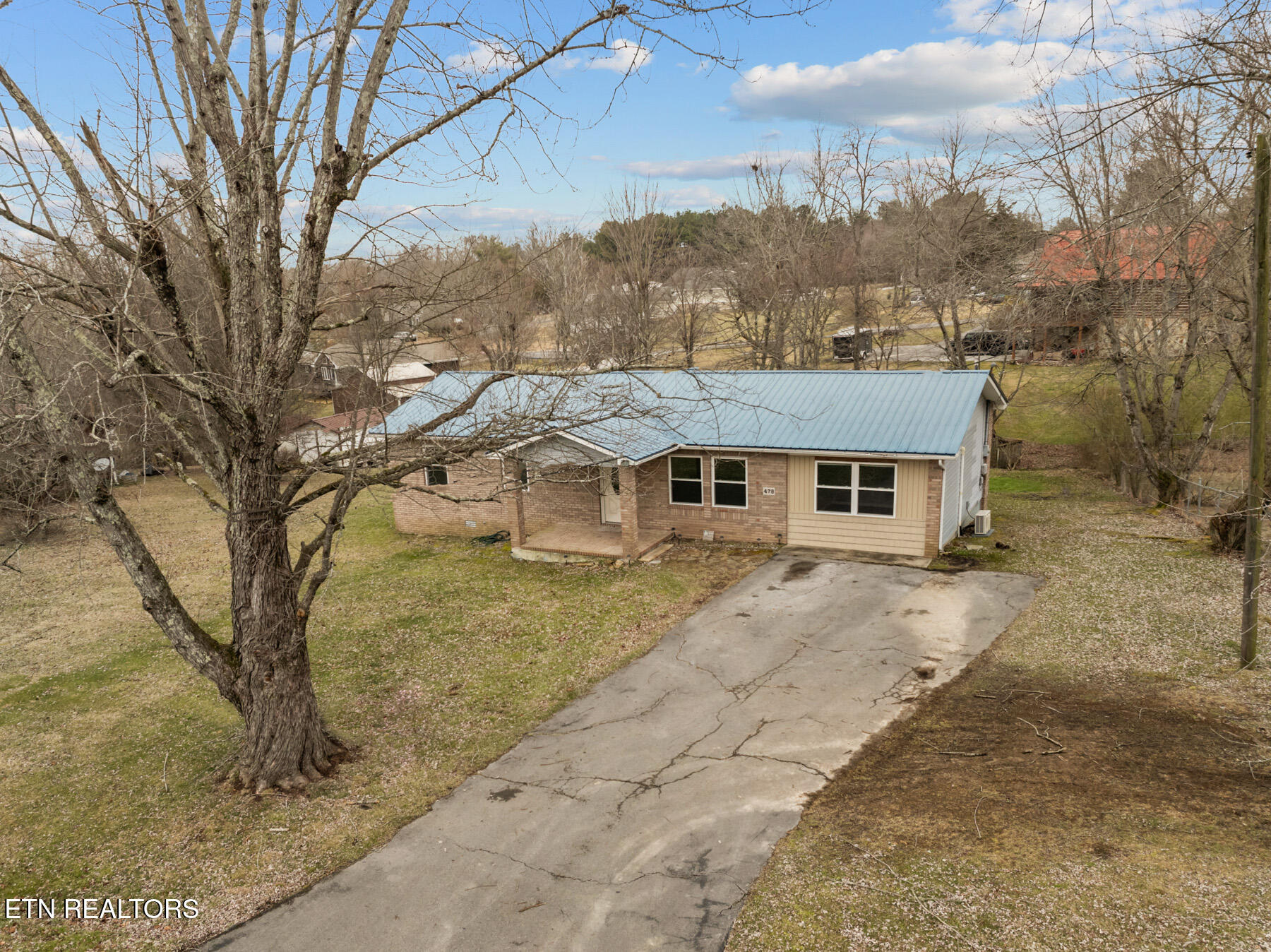 478 Lee Drive — photo
