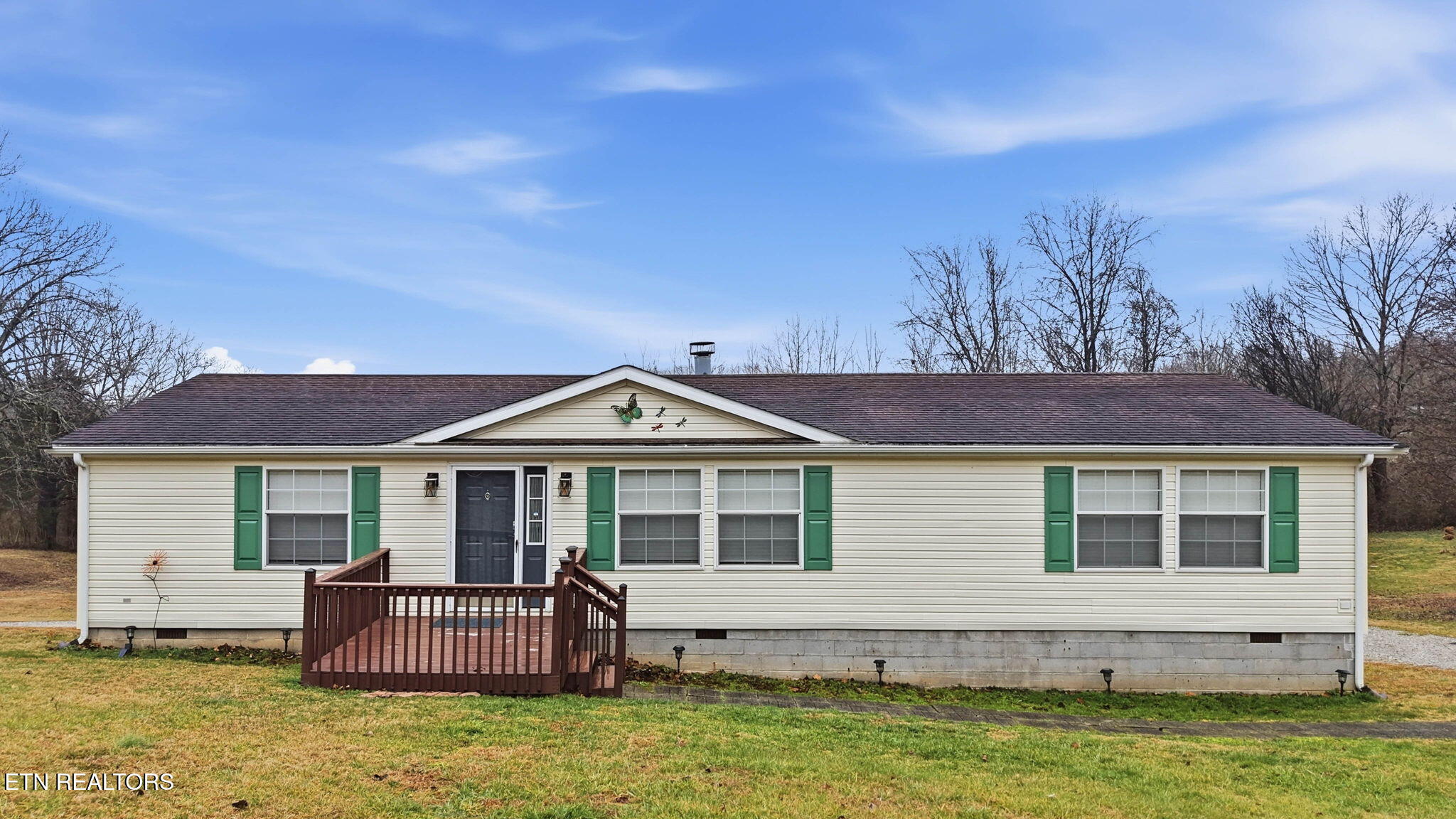 124 Oak Grove Lane — photo