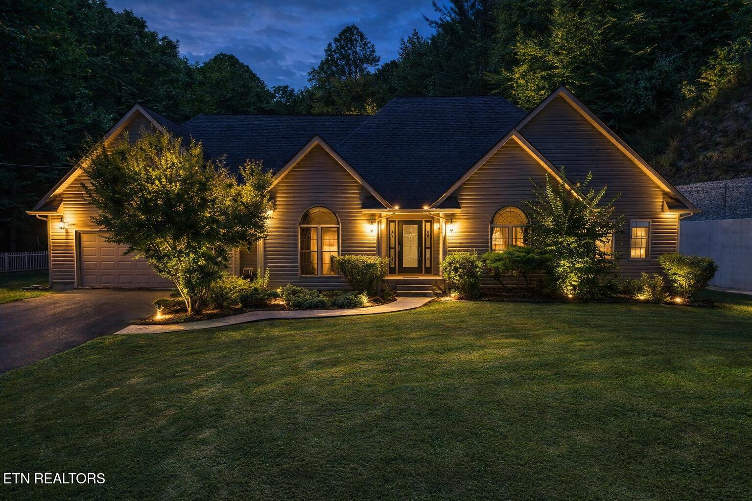 239 Sulphur Springs Rd — photo