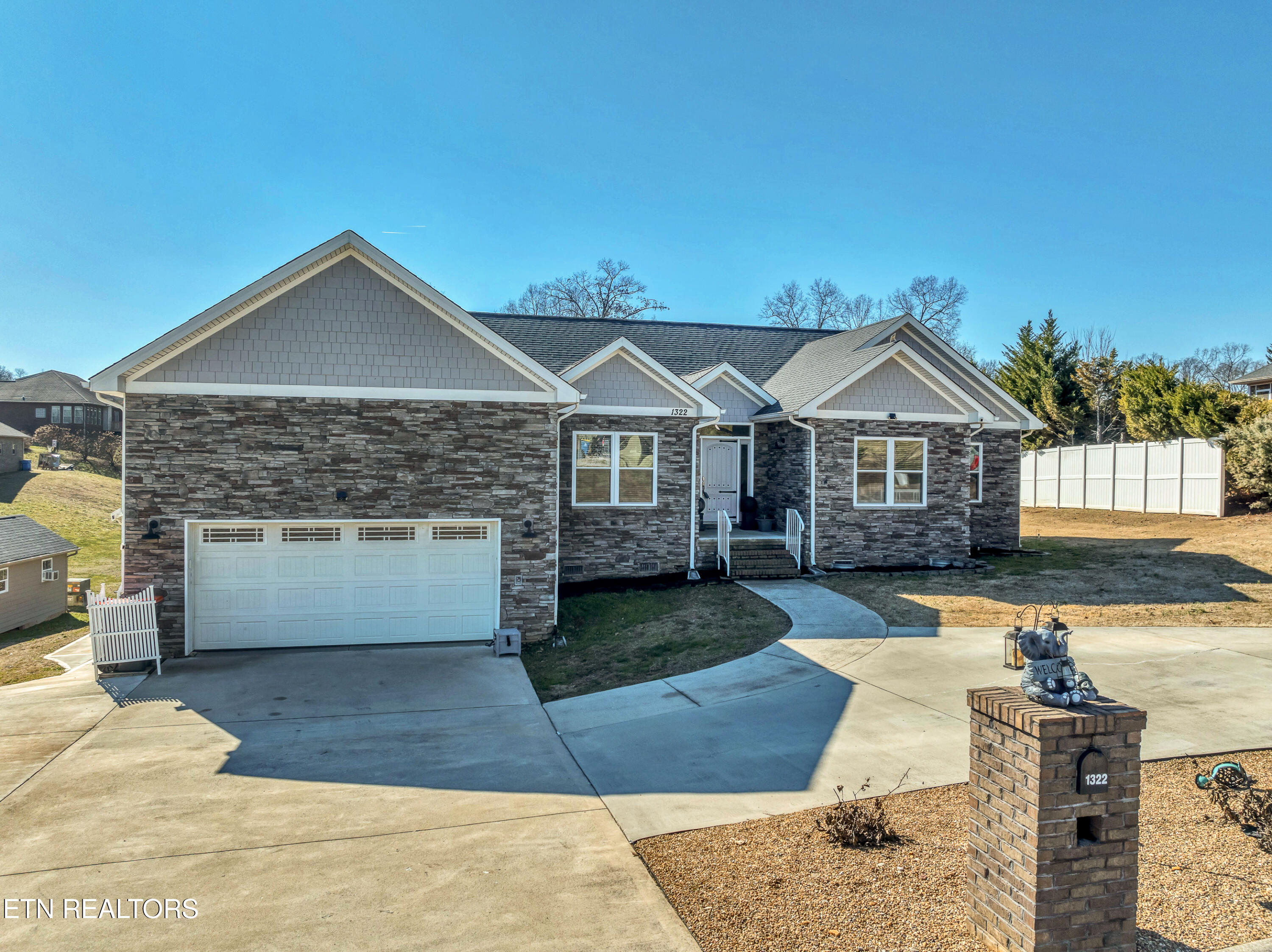 1322 Houston Springs Rd — photo
